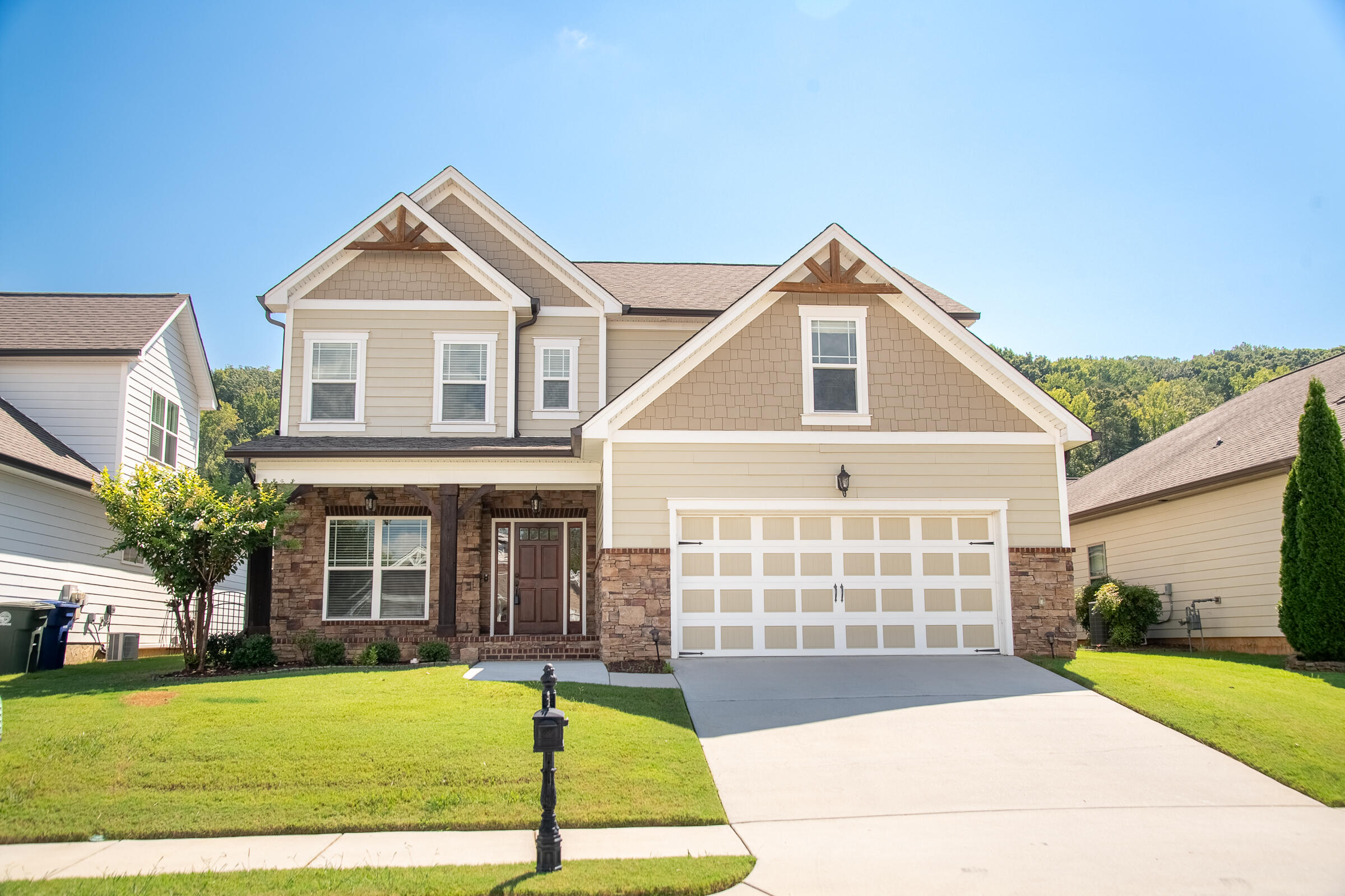 5644 Bungalow Circle