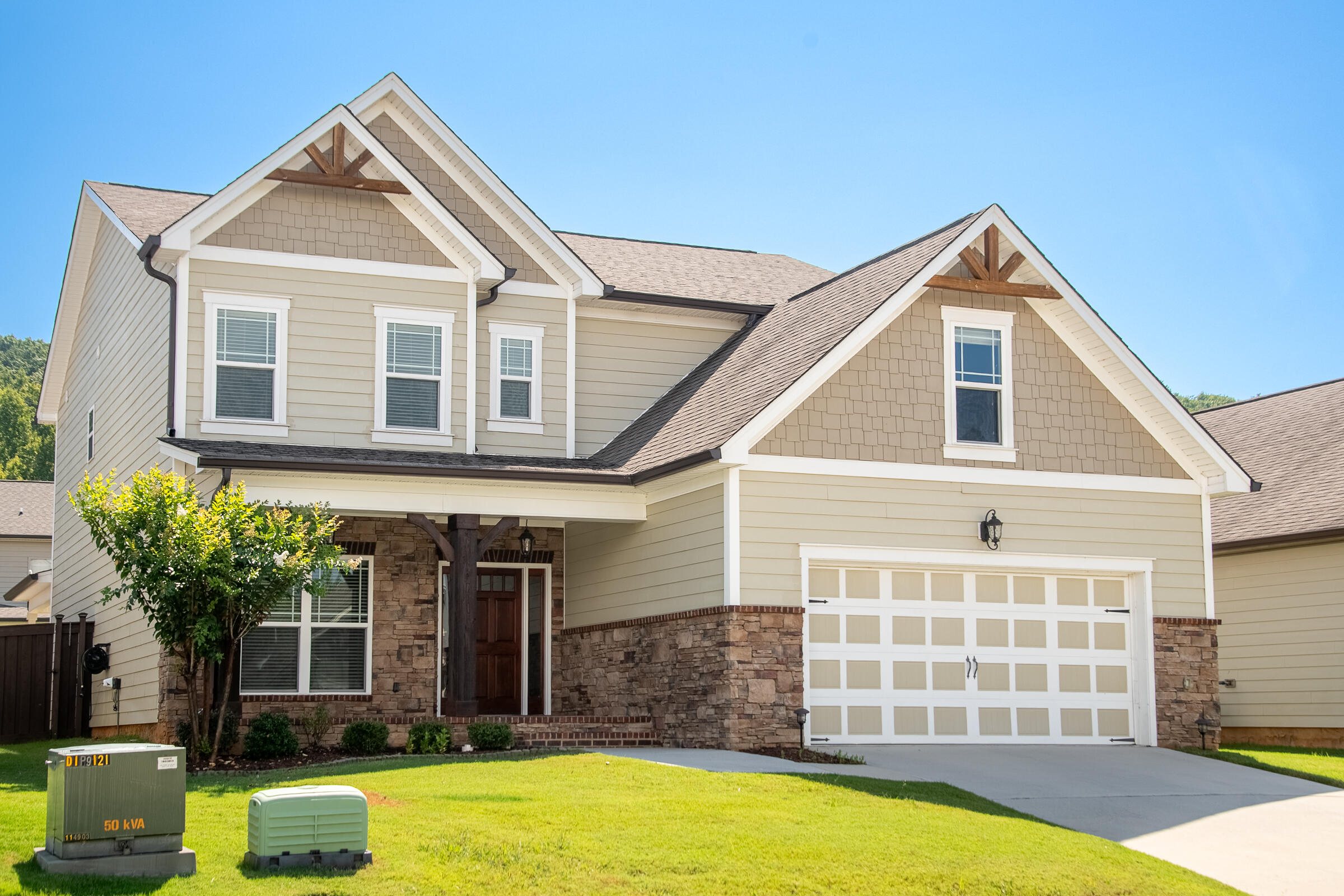 5644 Bungalow Circle