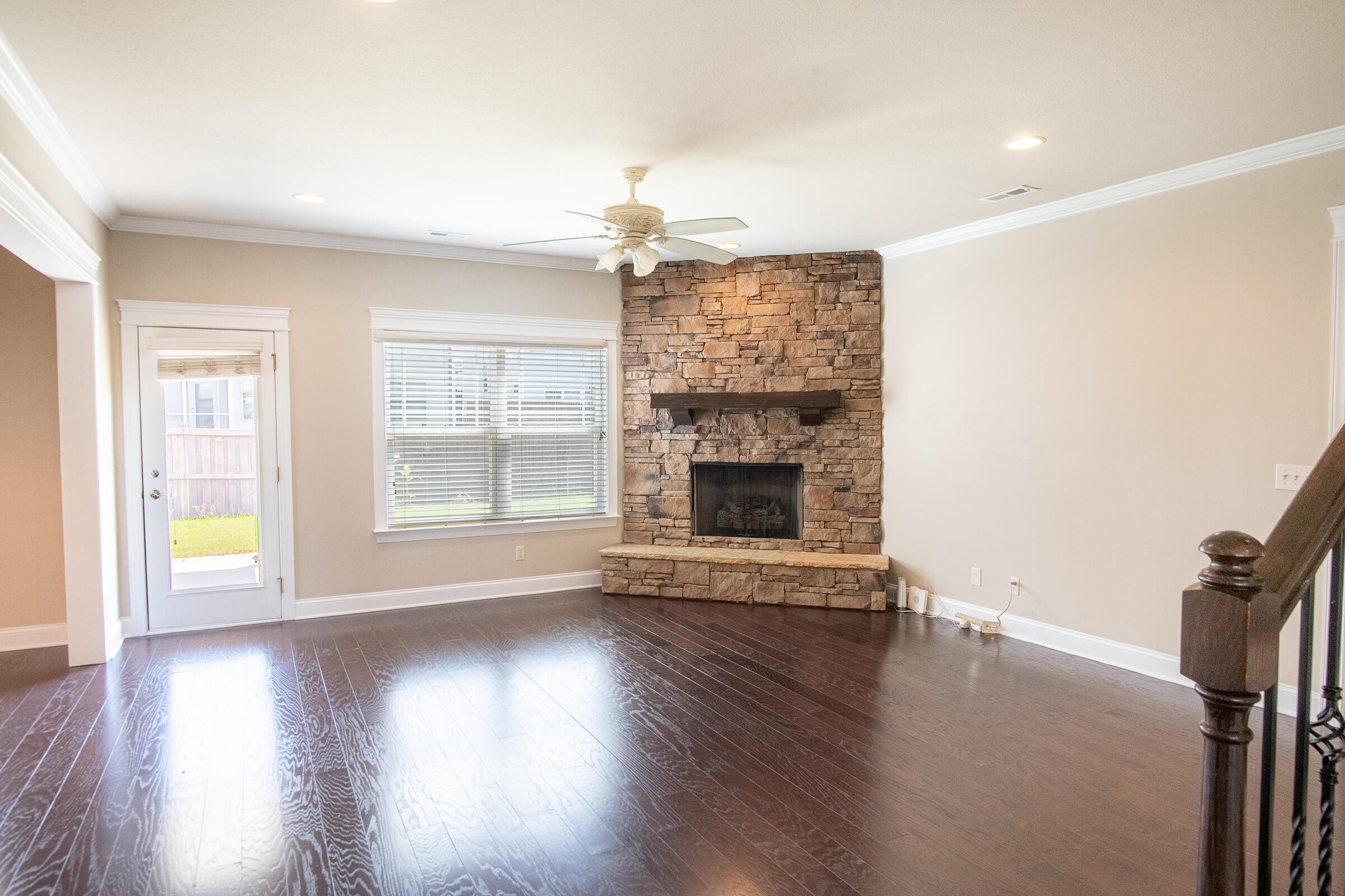 5644 Bungalow Circle