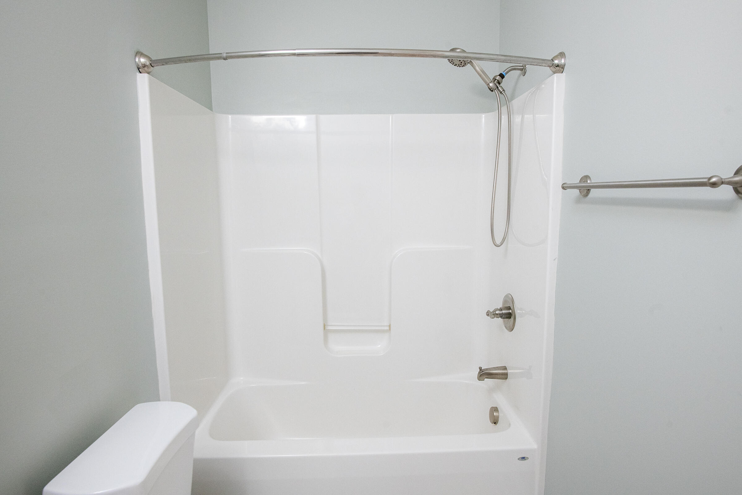 5644 Bungalow Circle