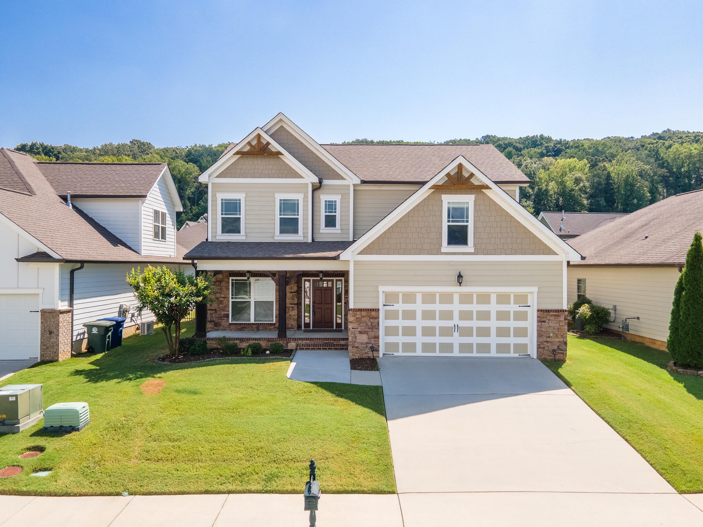 5644 Bungalow Circle