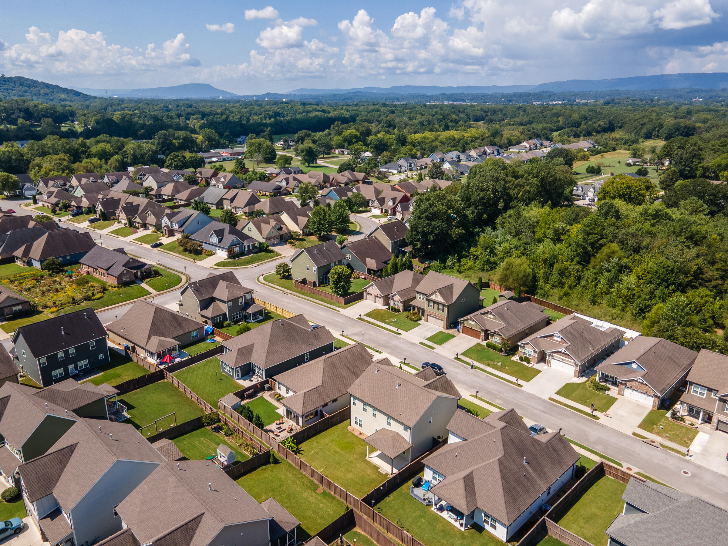 5644 Bungalow Circle