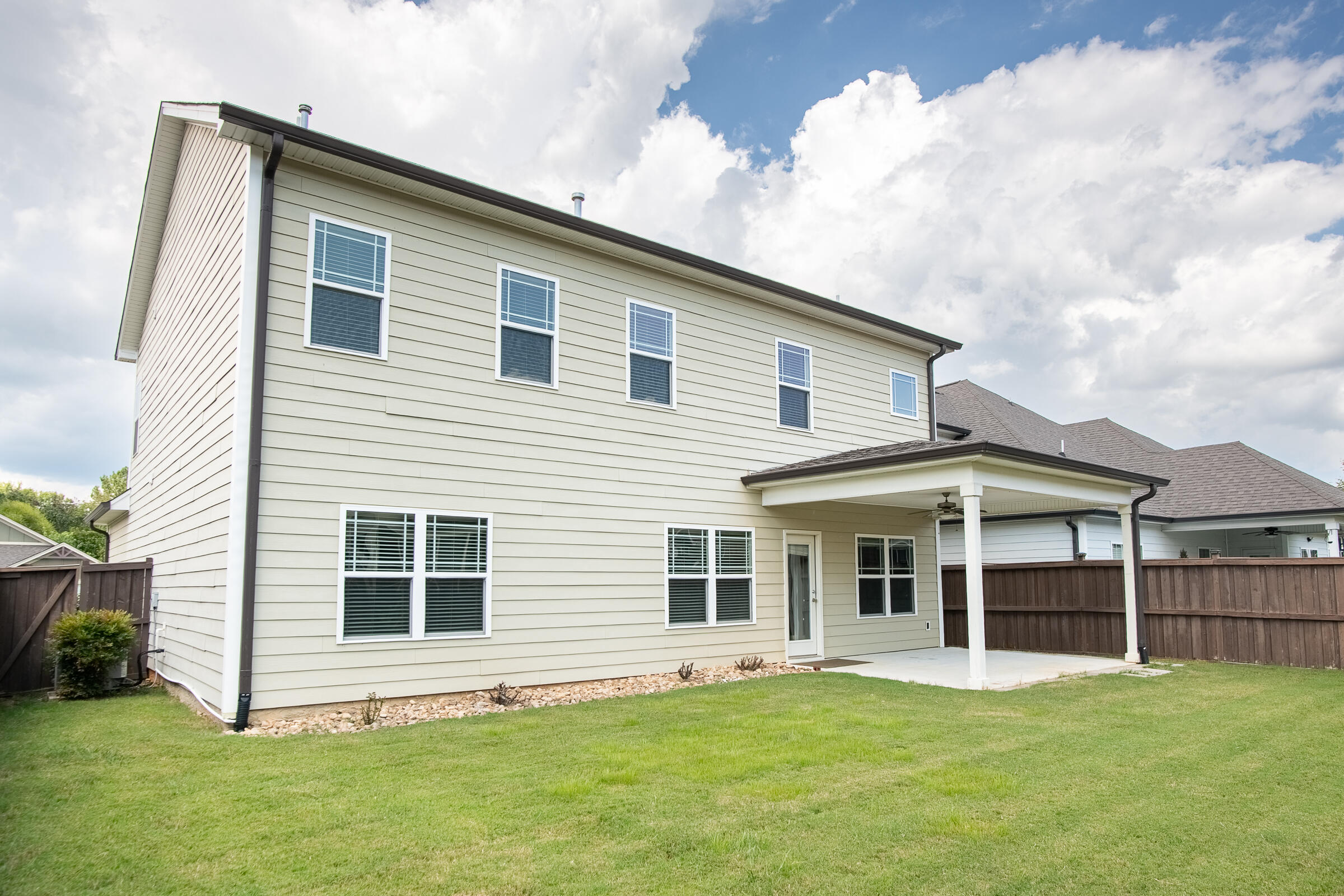 5644 Bungalow Circle