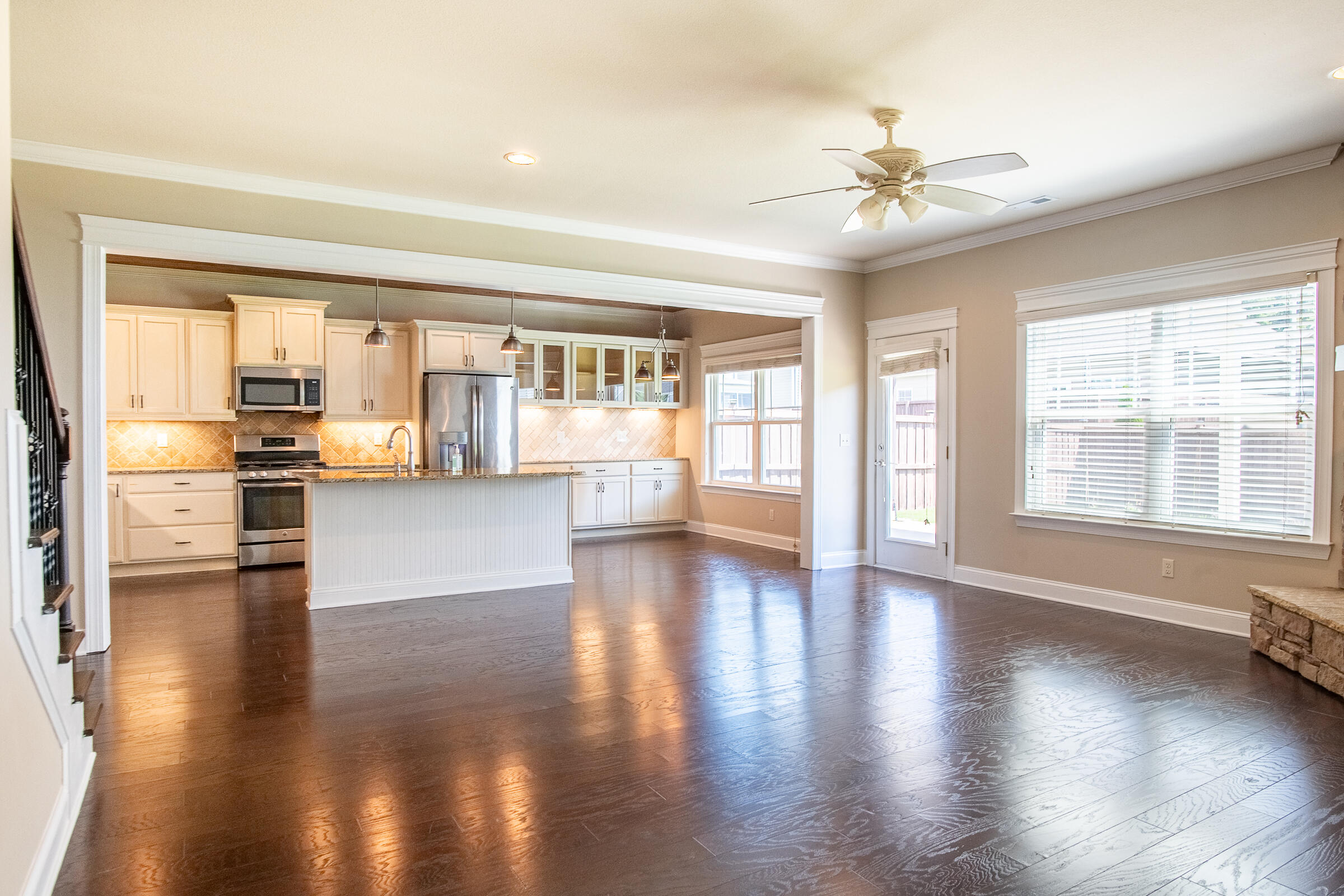 5644 Bungalow Circle