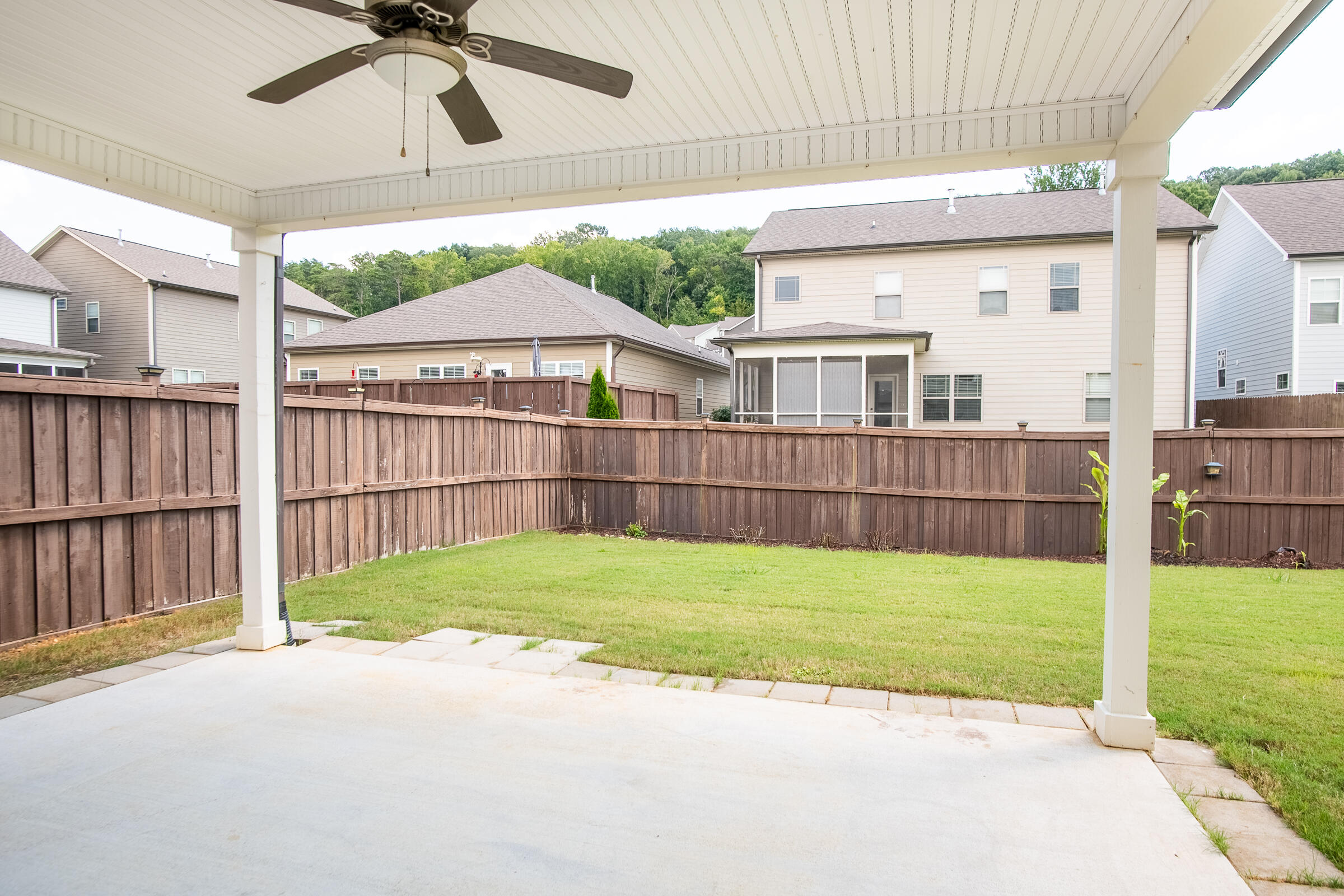5644 Bungalow Circle