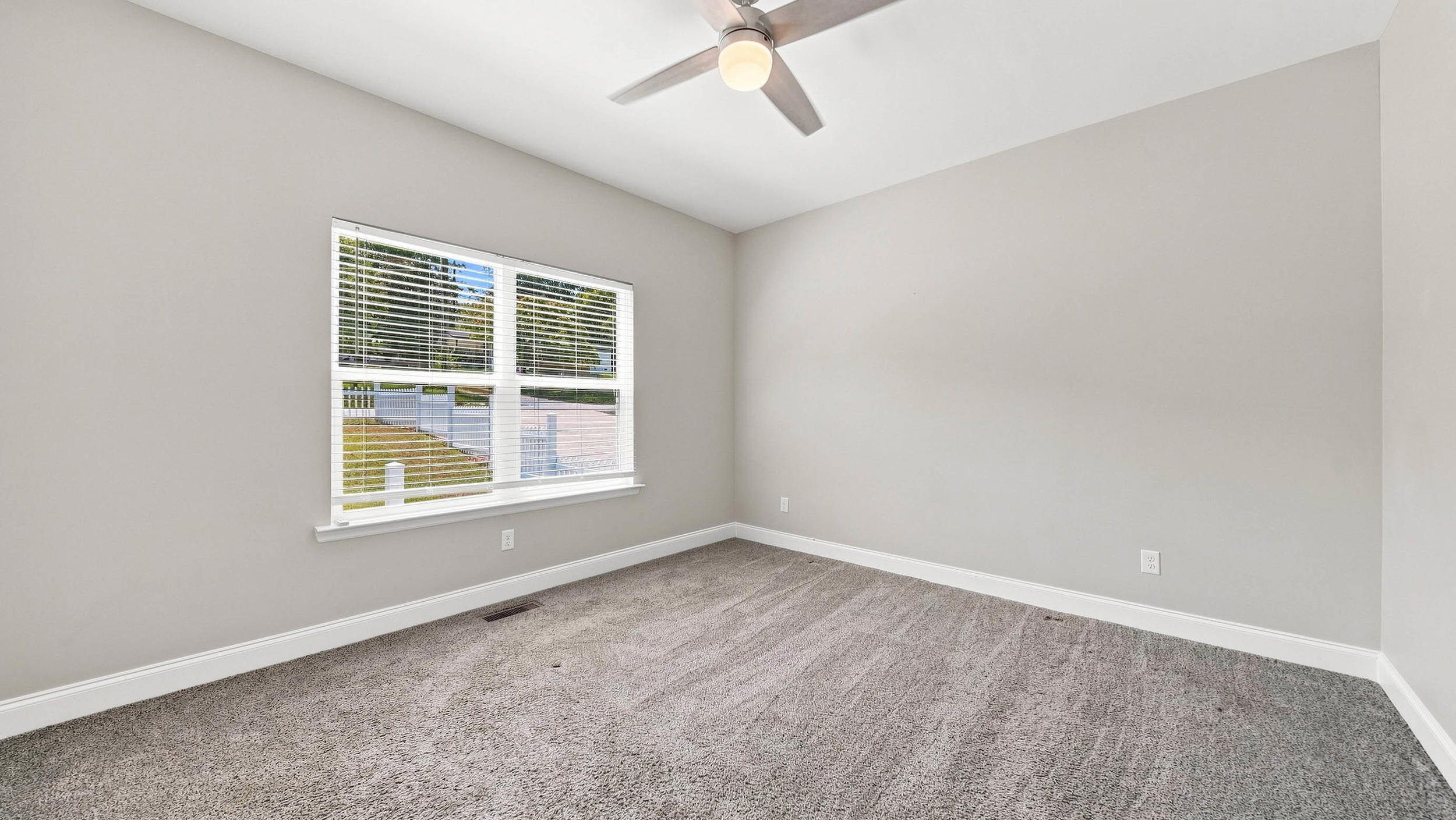 1547 Dallas Lake Road