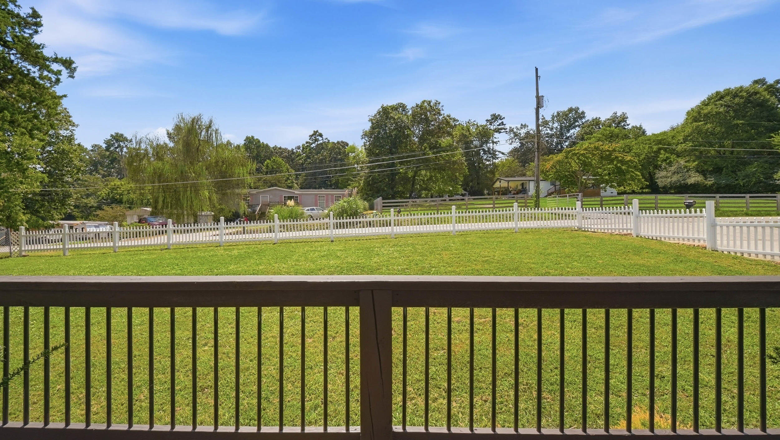 1547 Dallas Lake Road