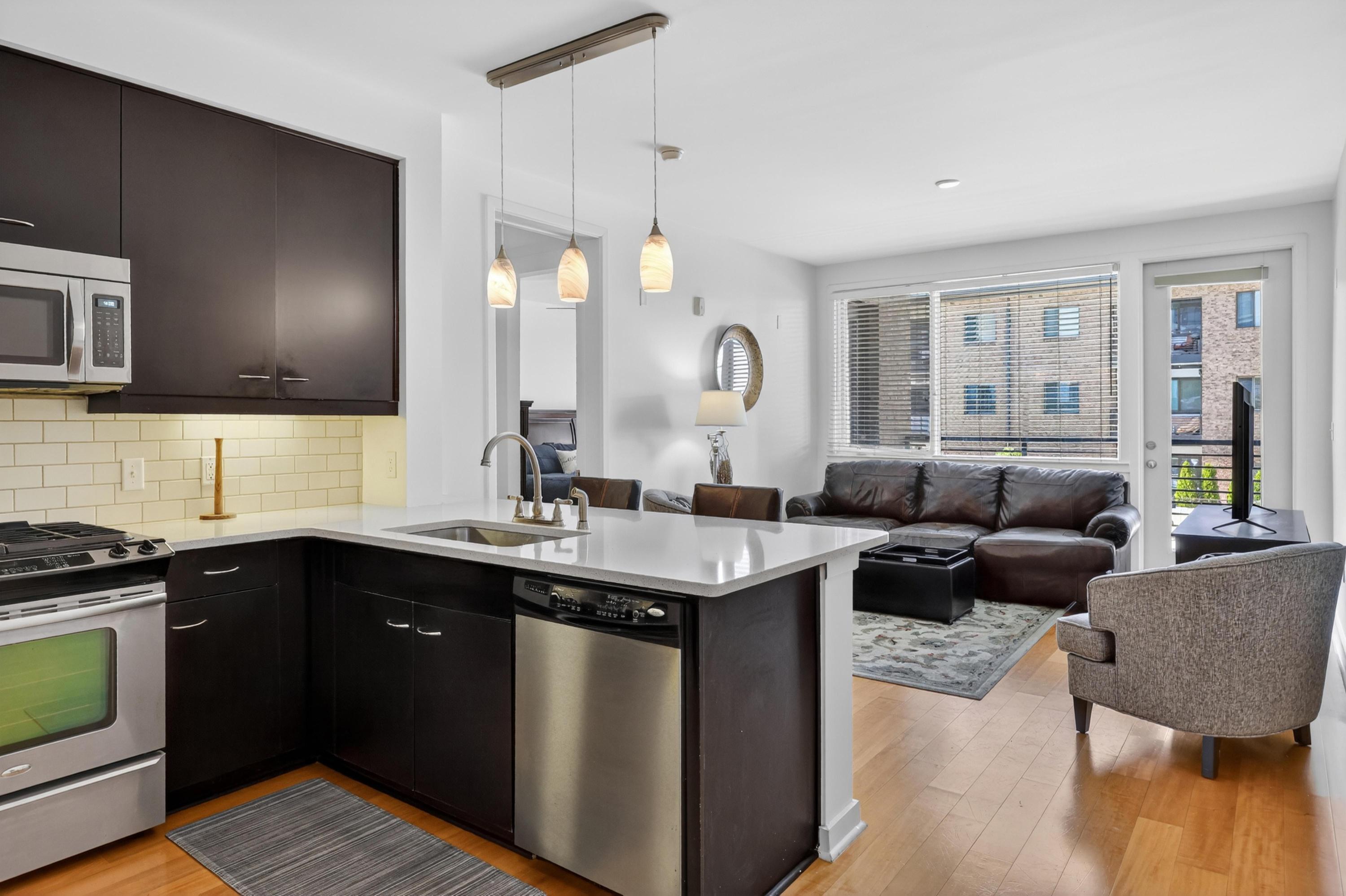 200 Manufacturers Road, Apt 320