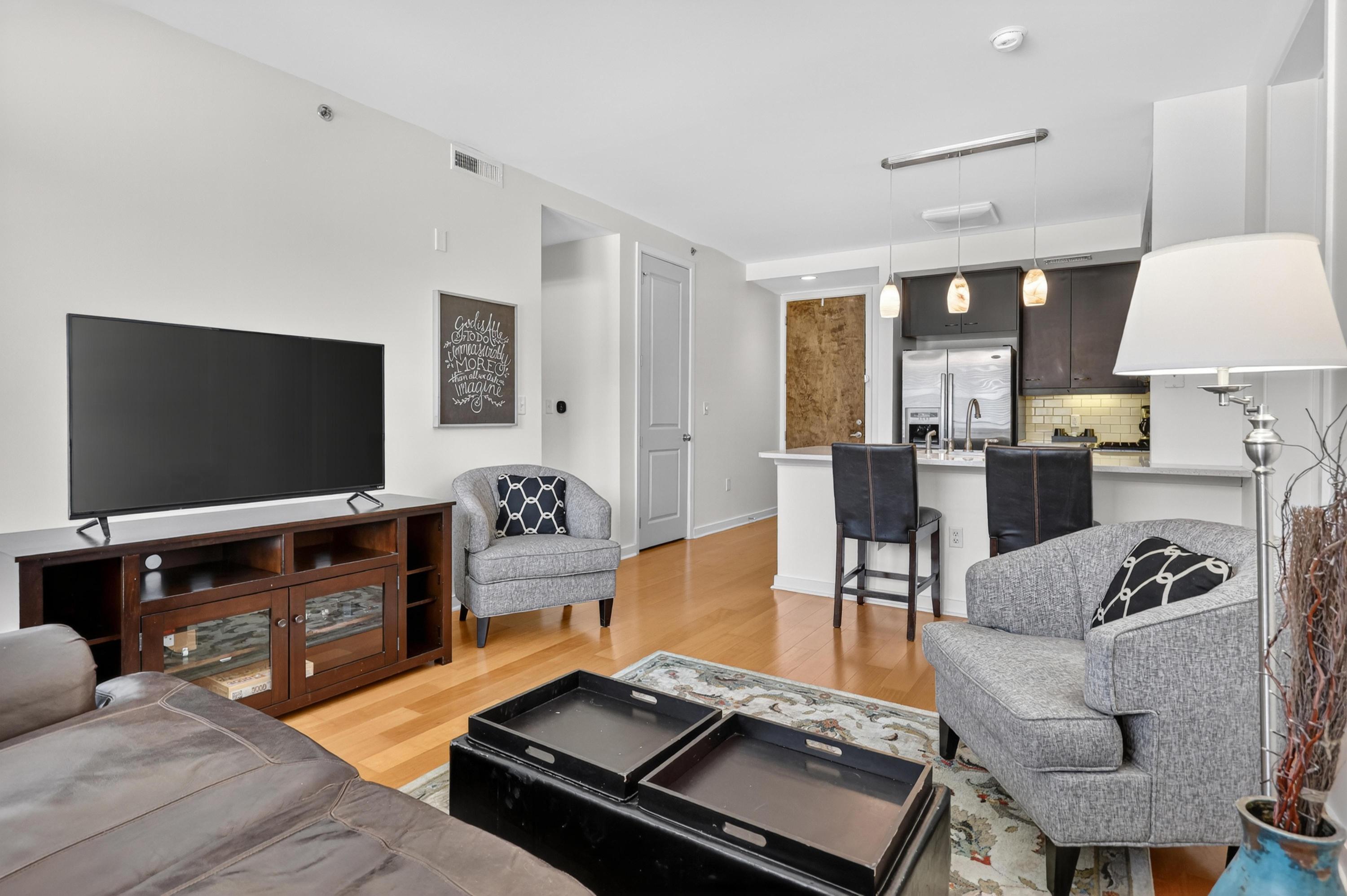 200 Manufacturers Road, Apt 320