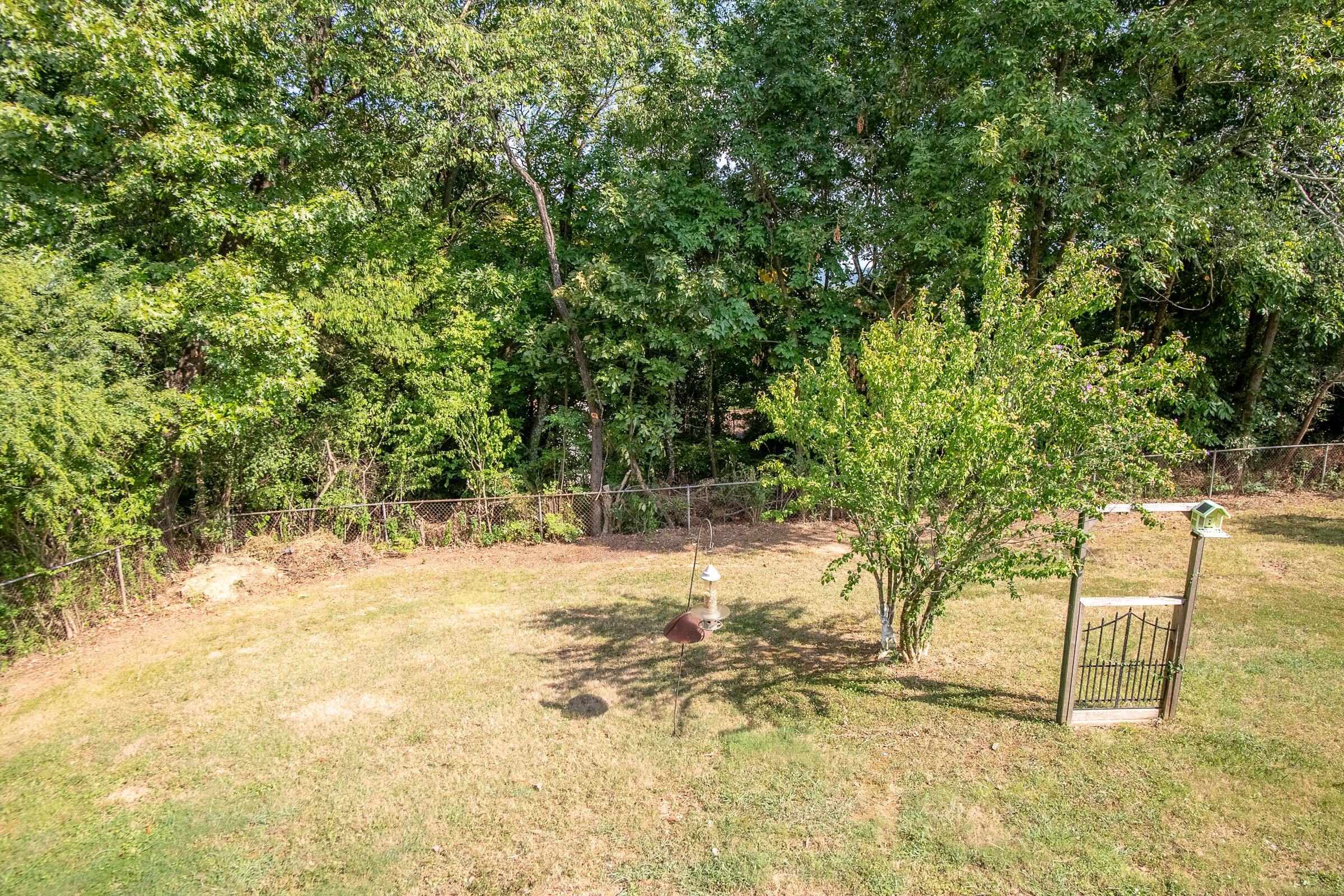 5846 Crestview Drive