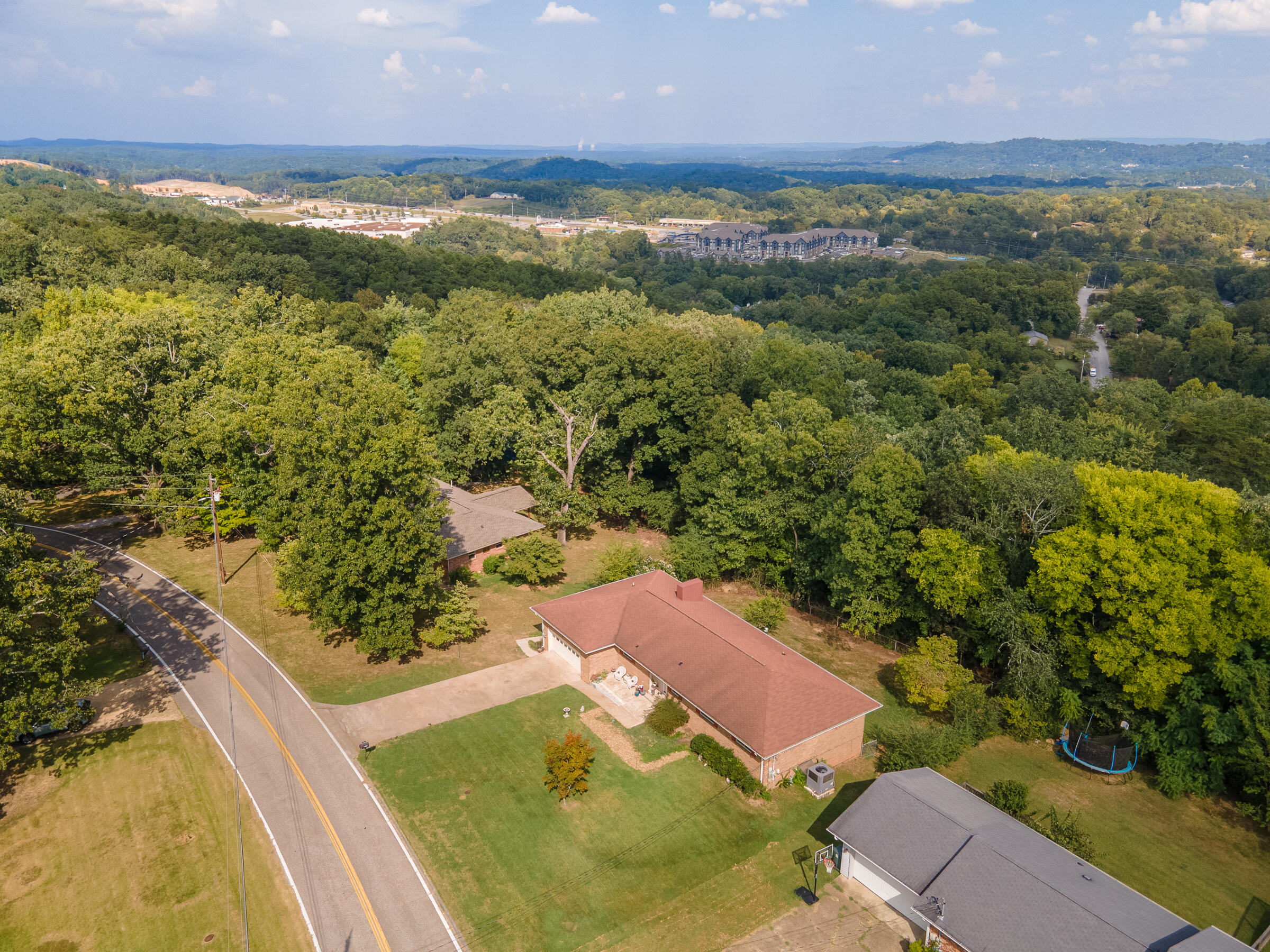 5846 Crestview Drive