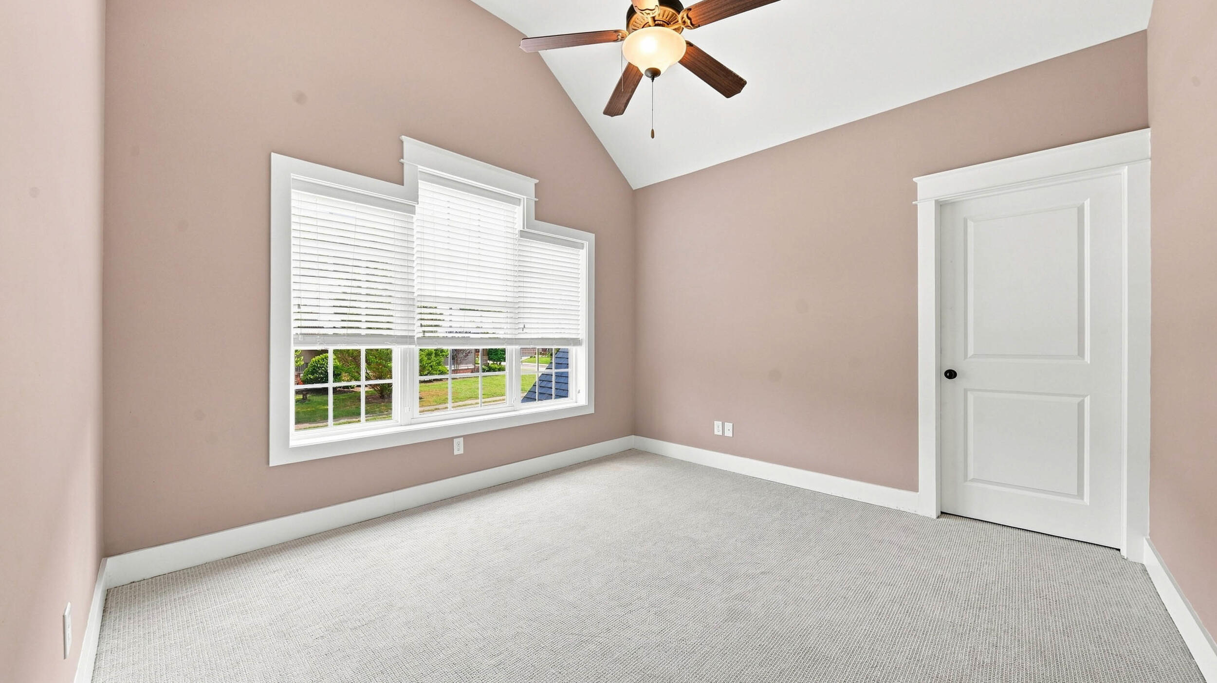 1227 Saddlebrook Drive