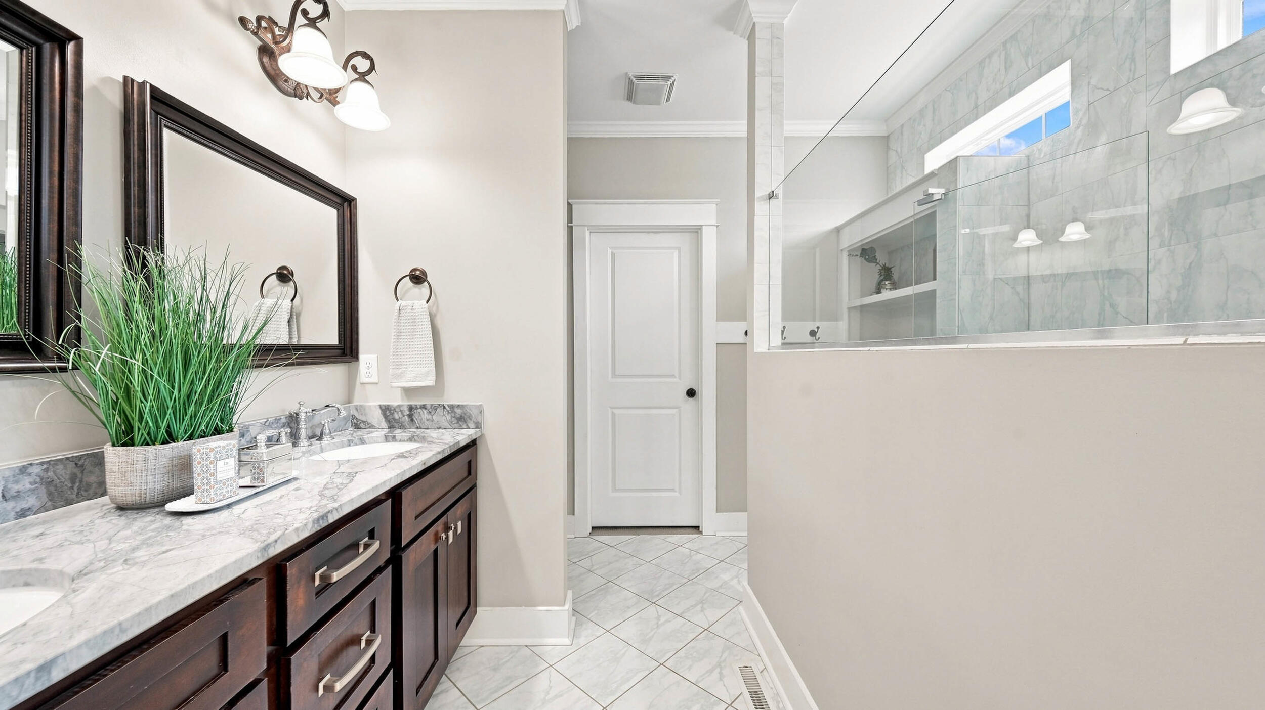 1227 Saddlebrook Drive