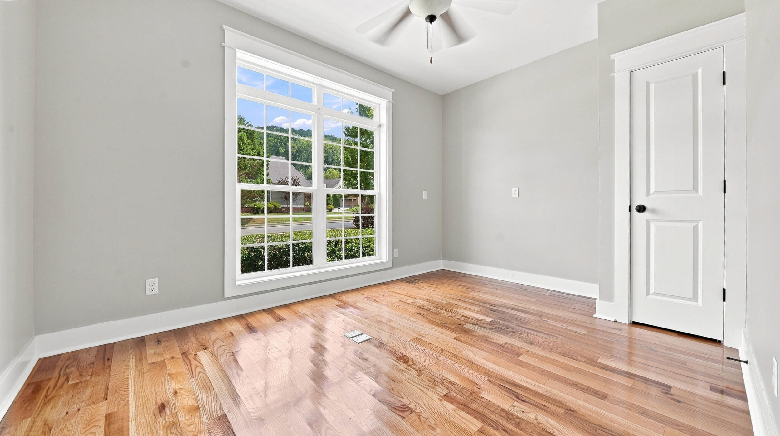 1227 Saddlebrook Drive