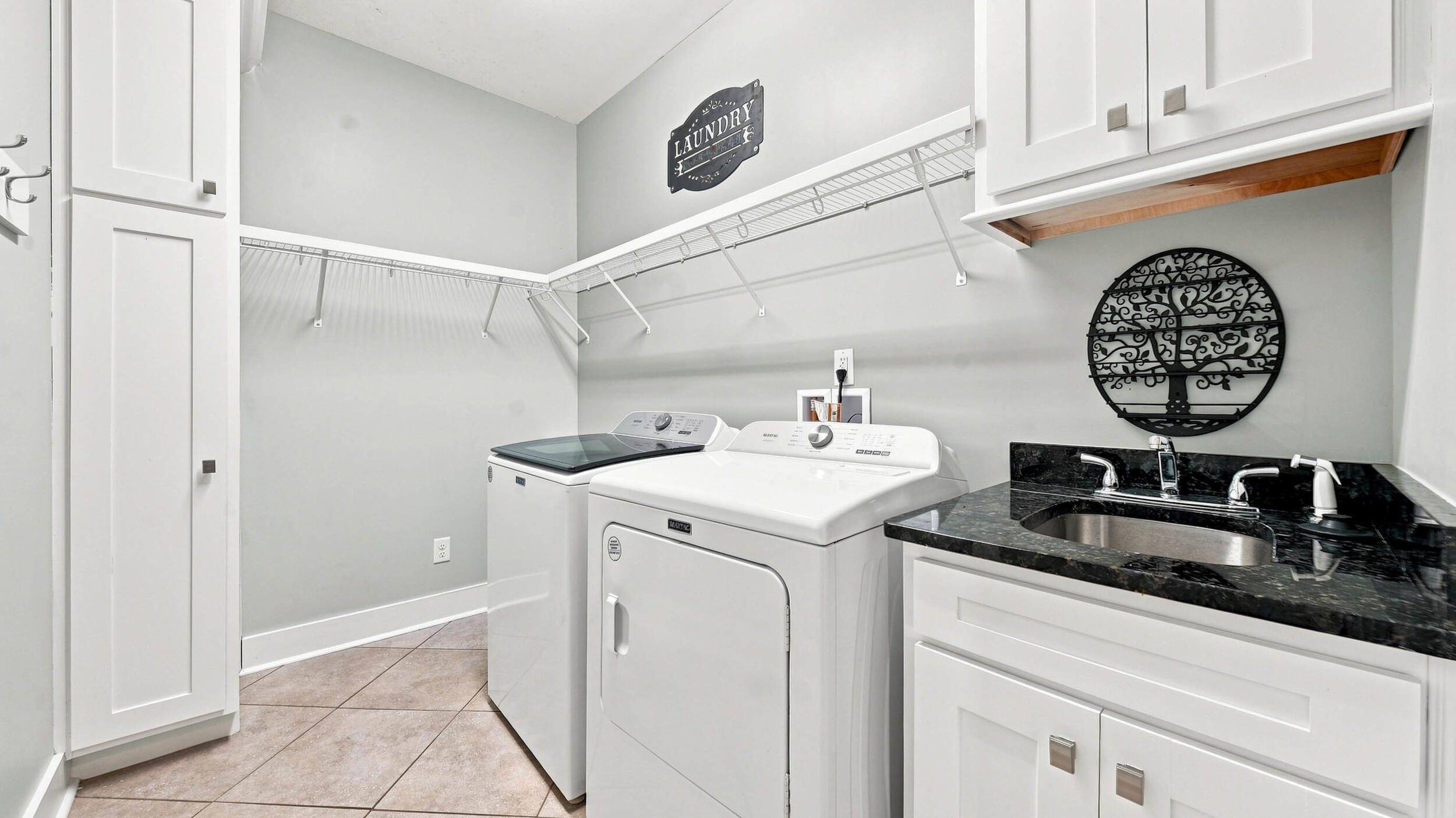 1227 Saddlebrook Drive