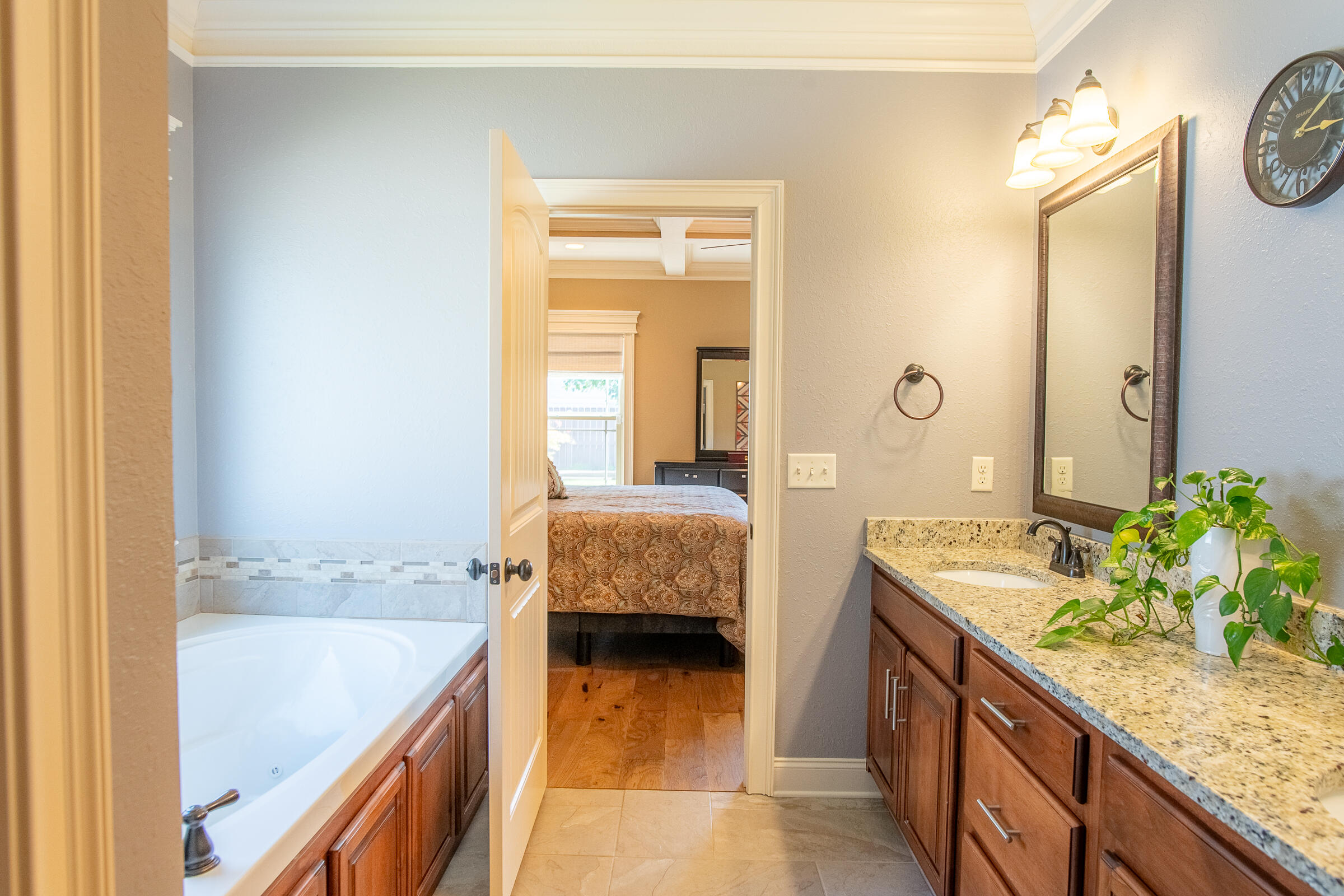 5606 Seagrove Lane
