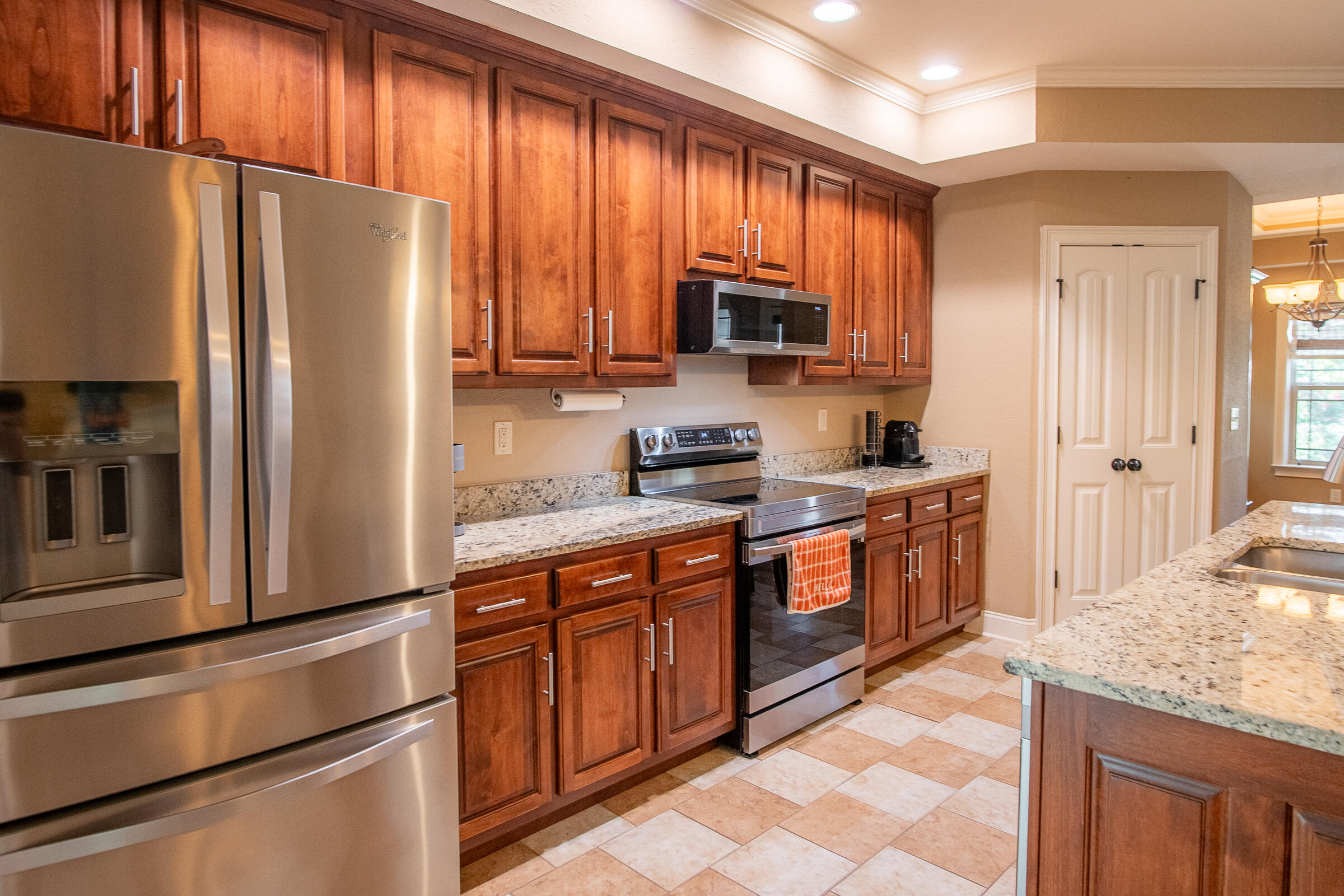 5606 Seagrove Lane