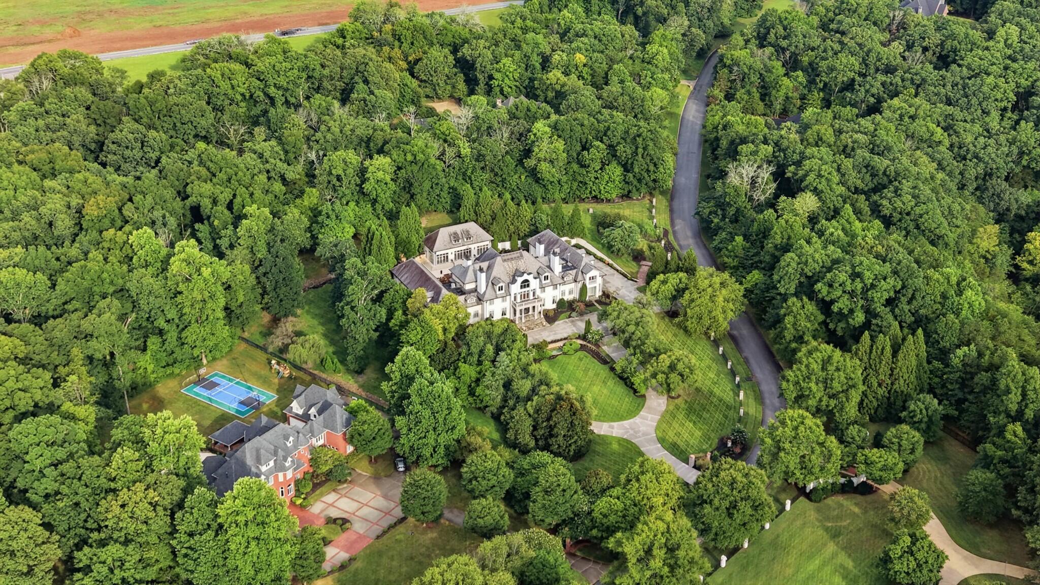 8843 Forest Creek Lane