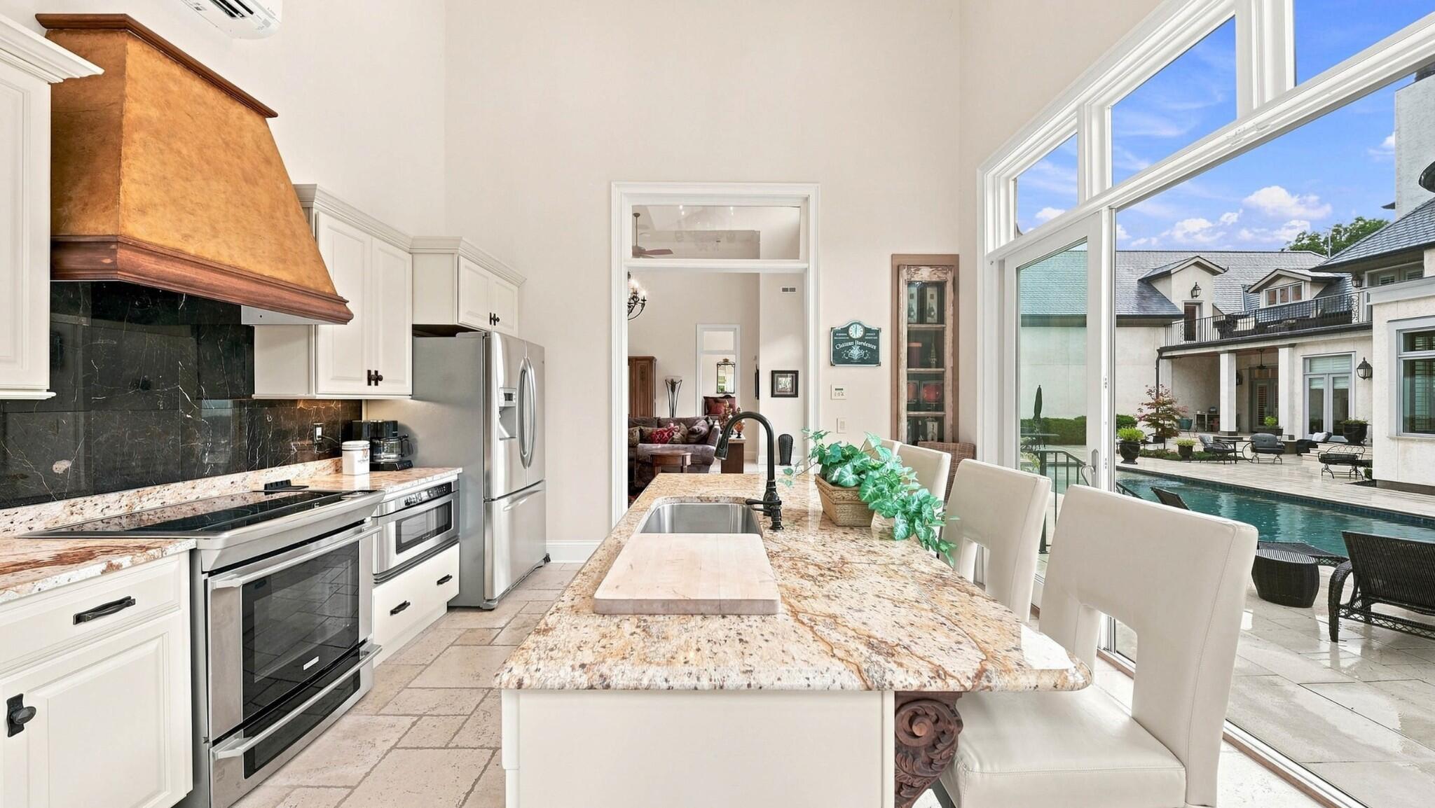 8843 Forest Creek Lane