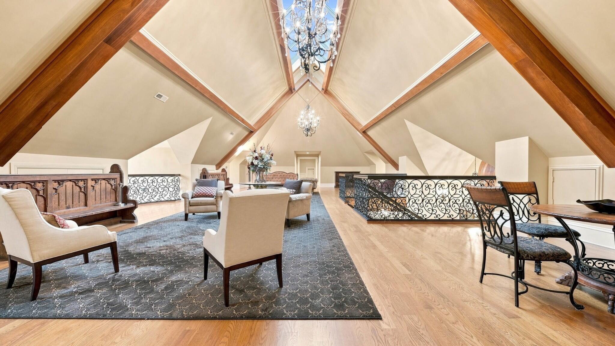 8843 Forest Creek Lane