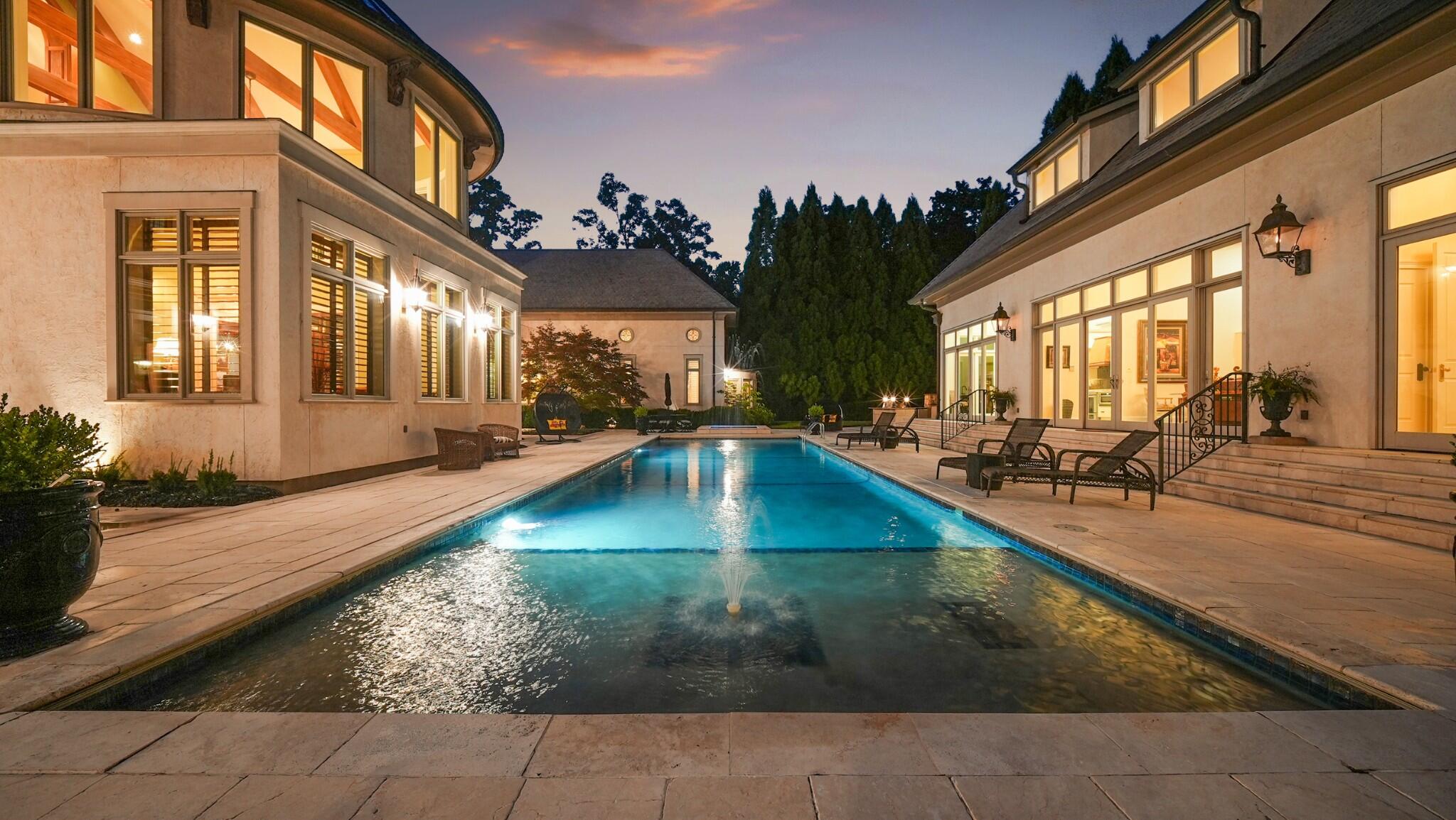 8843 Forest Creek Lane