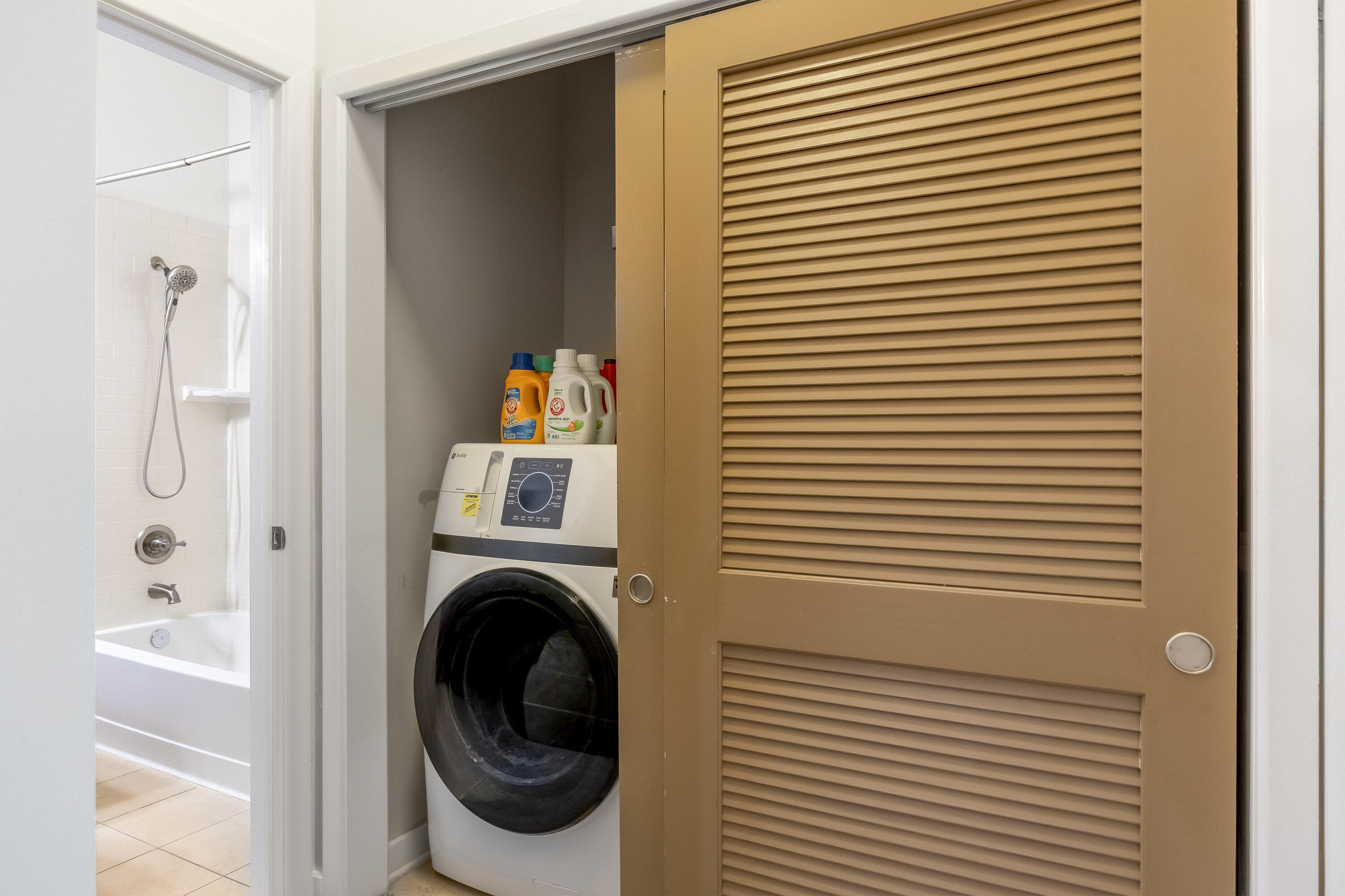 200 Manufacturers Road, Apt 238