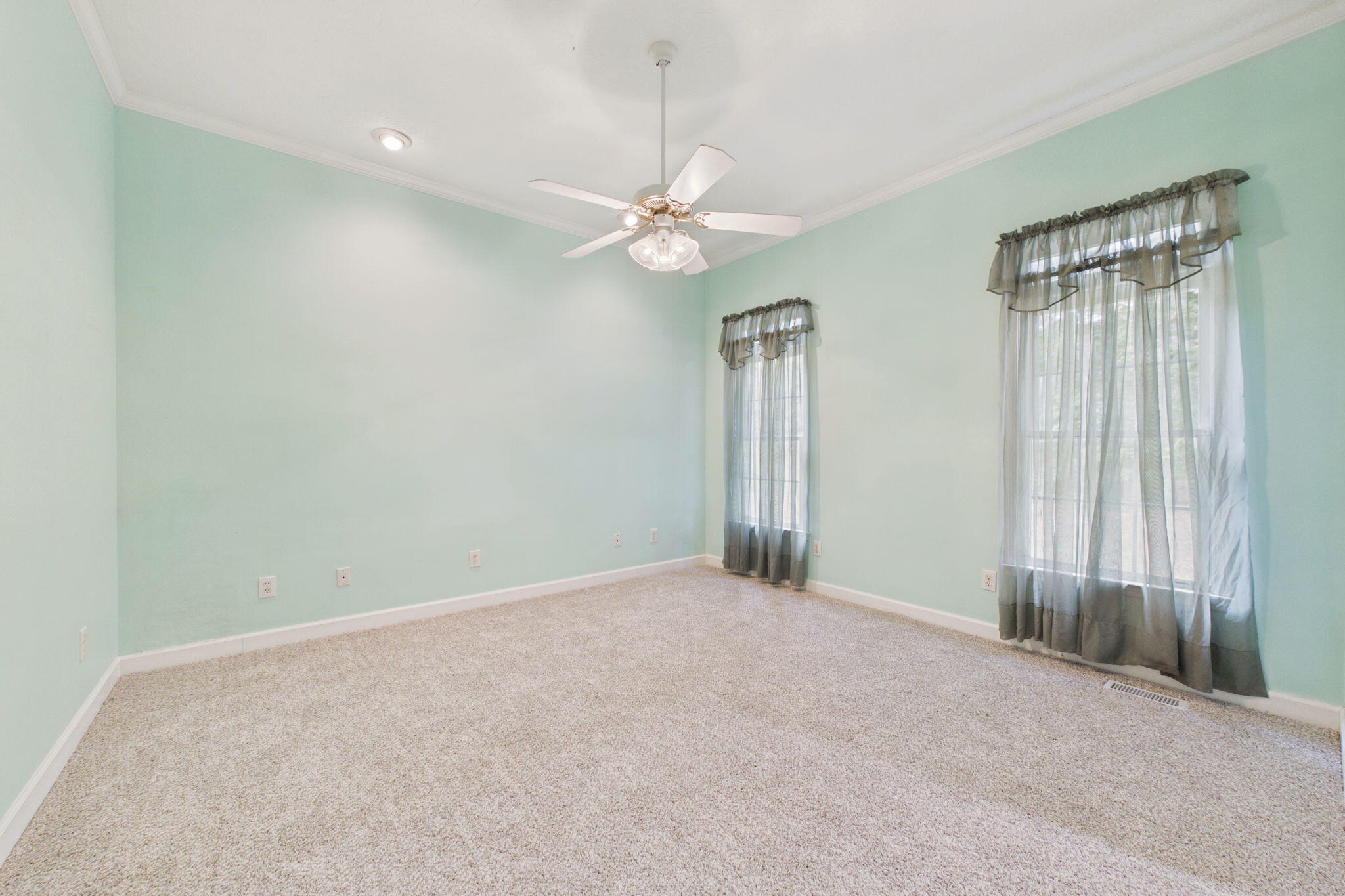 796 Oak Grove Road