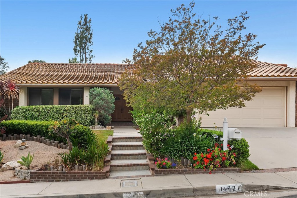 11921 Calle Vista Court