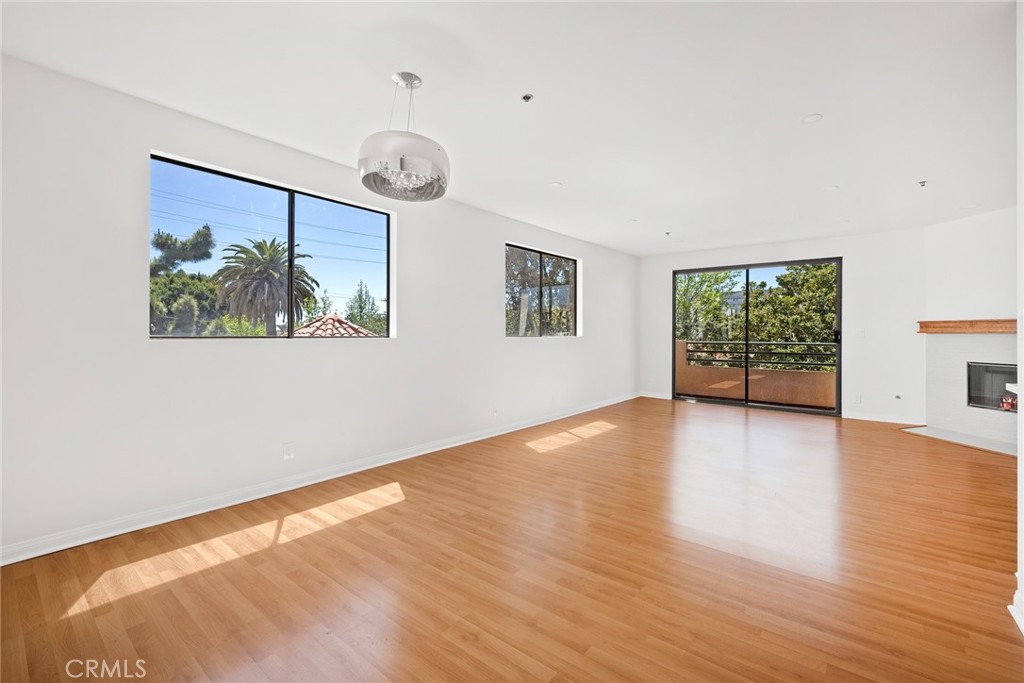 1128 Cardiff Avenue 301