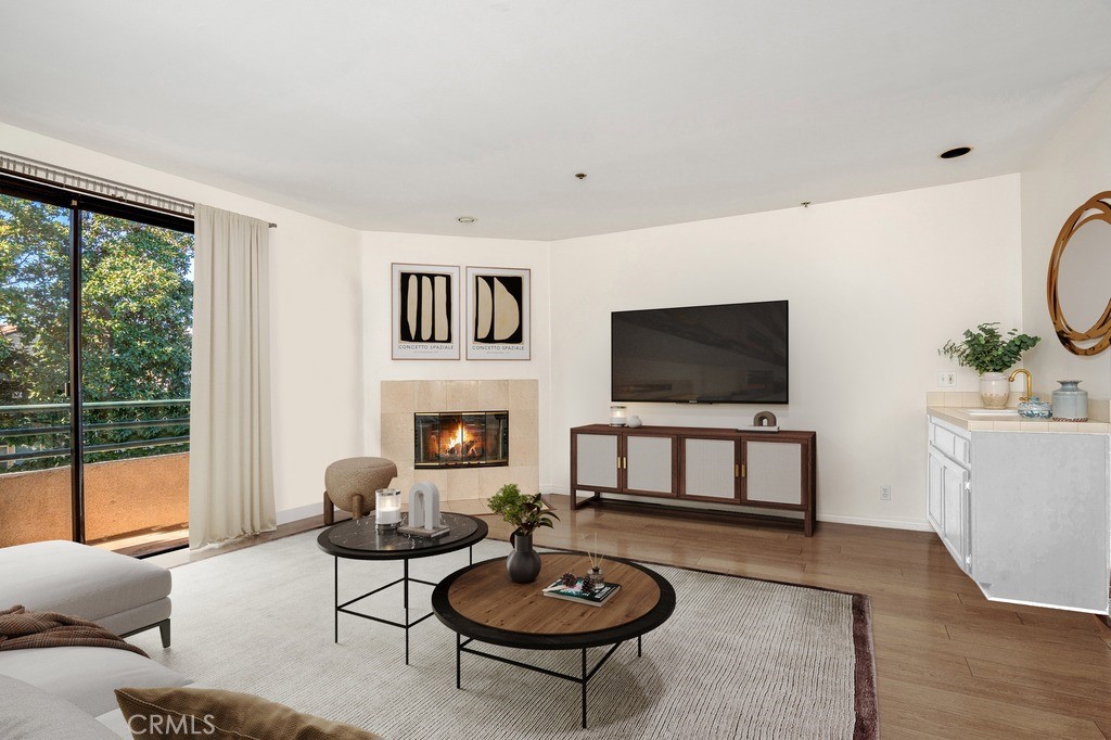 1128 Cardiff Avenue 201