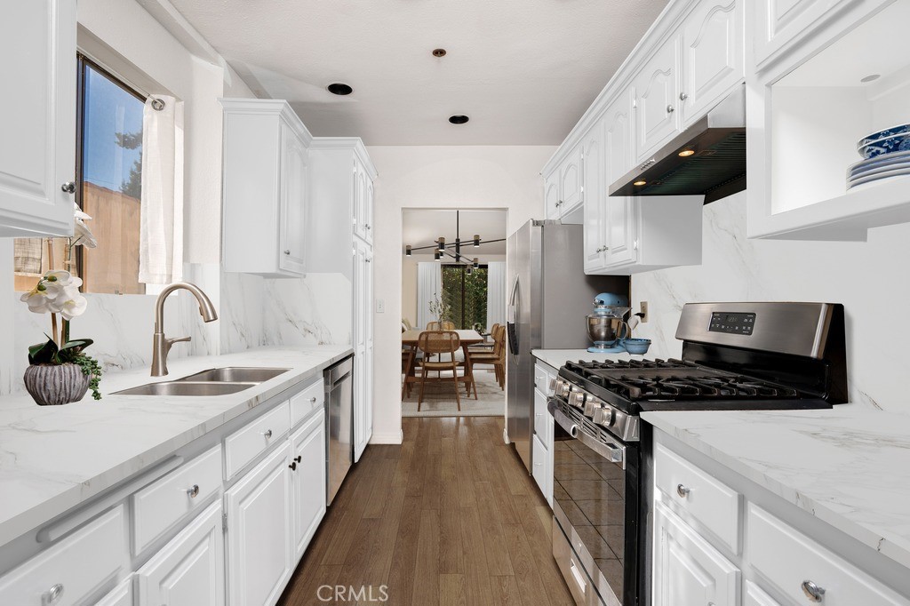 1128 Cardiff Avenue 201