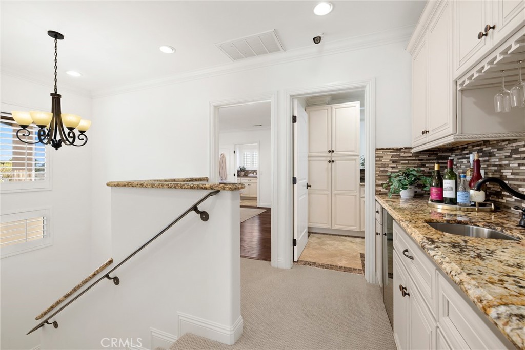 4456 W 140th Street