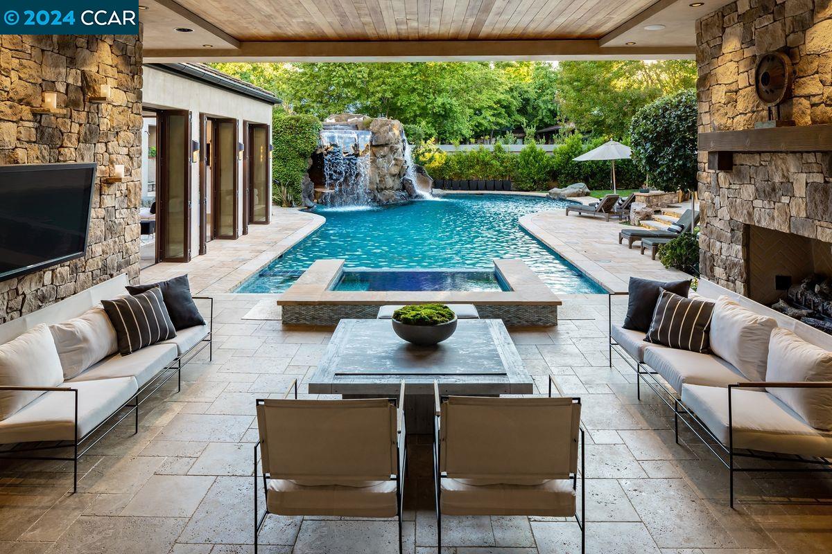 3941 Happy Valley Road