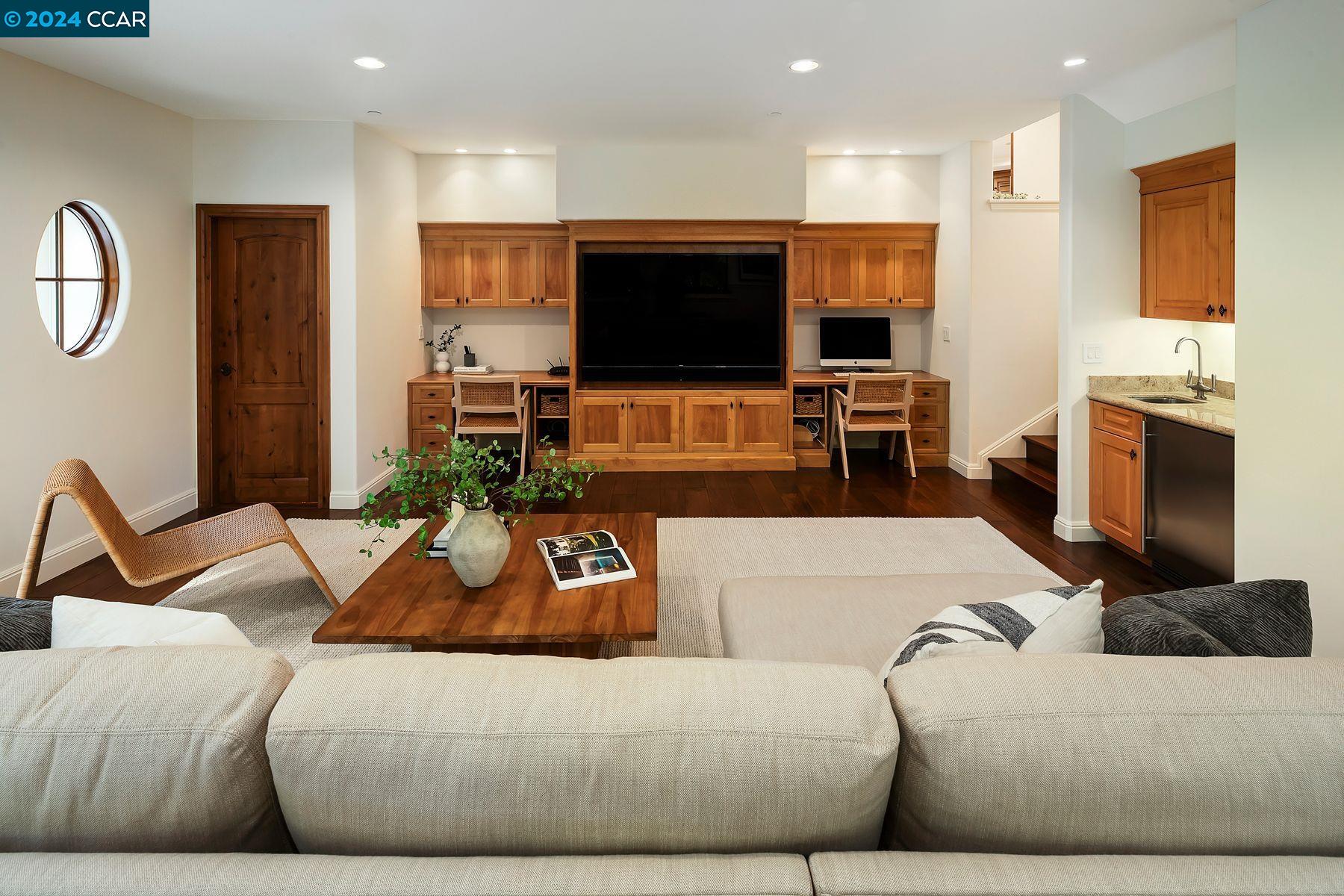 4200 Canyon Road
