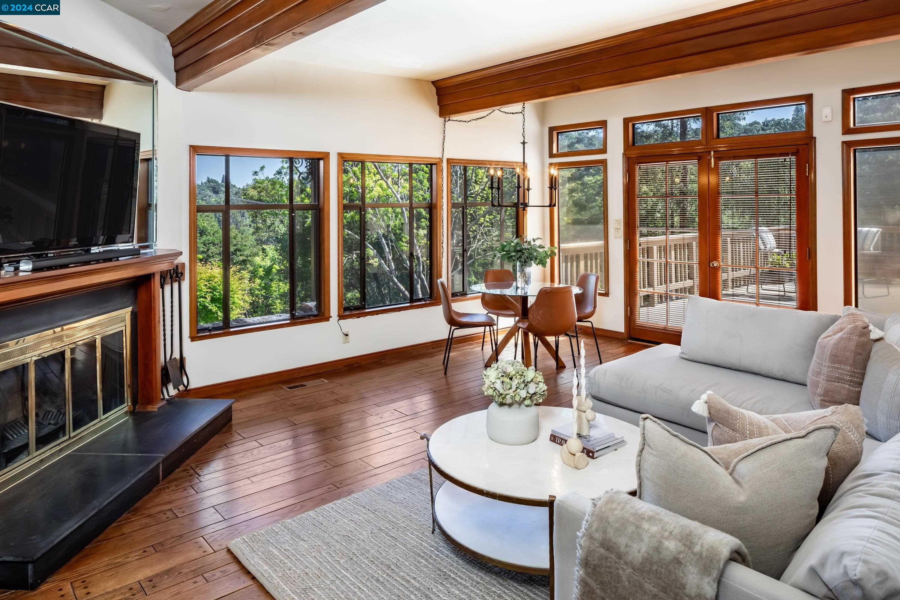 4128 Happy Valley Road