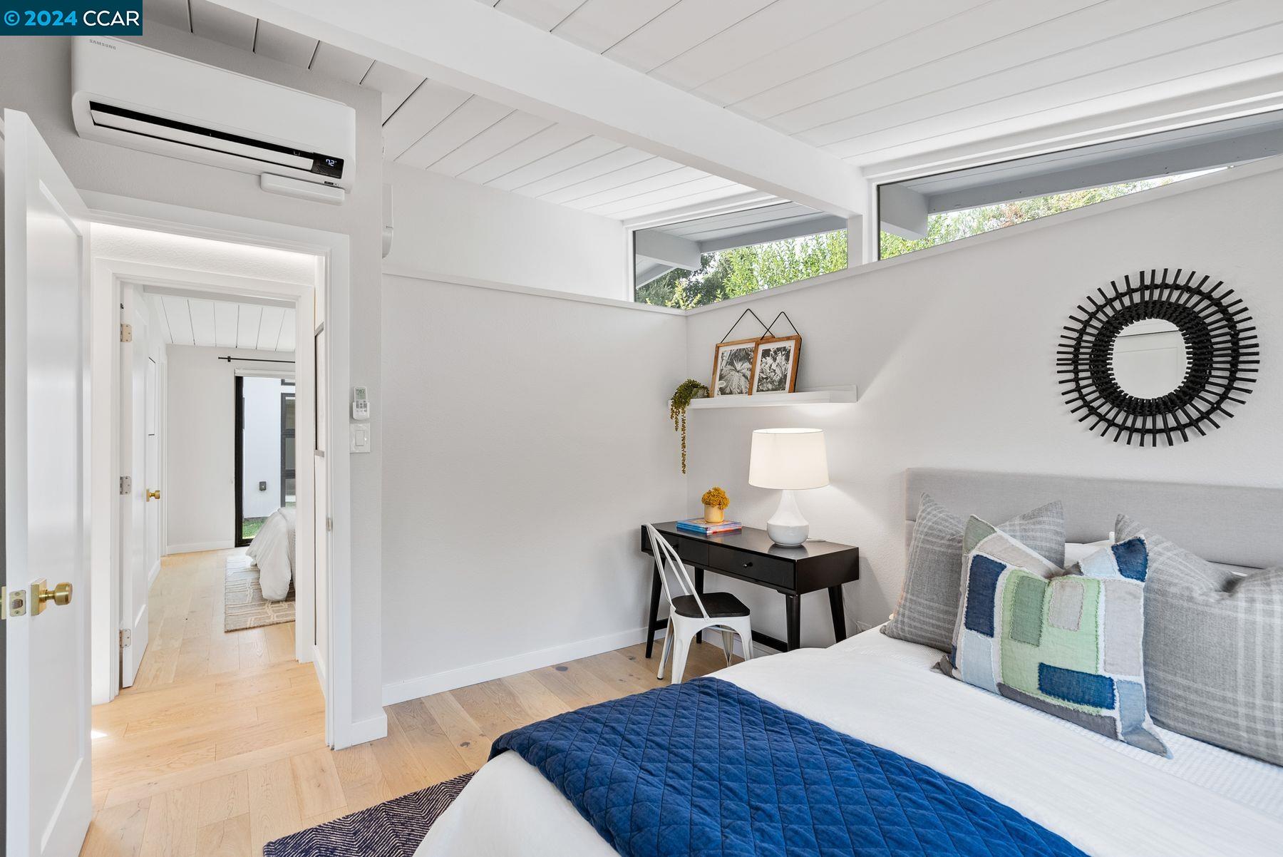 1124 Santa Lucia Drive