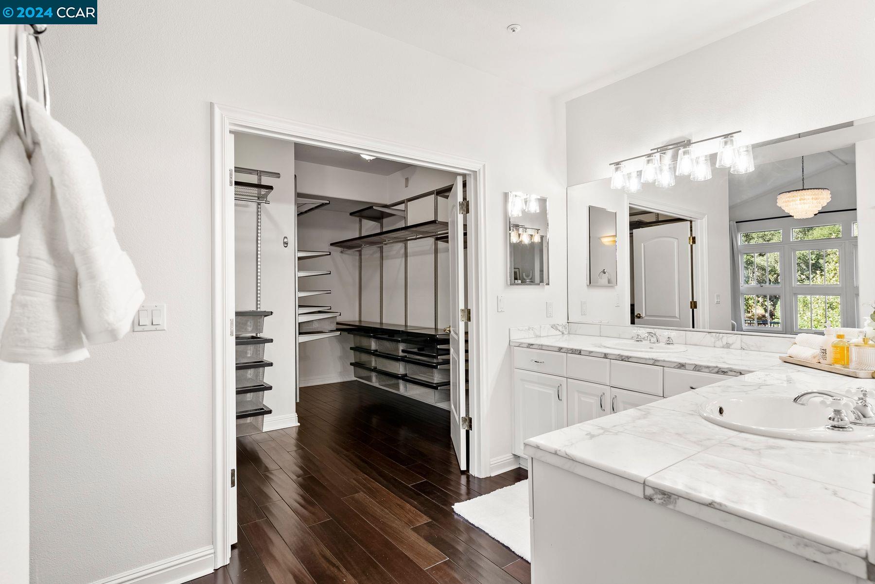 214 Canon Drive