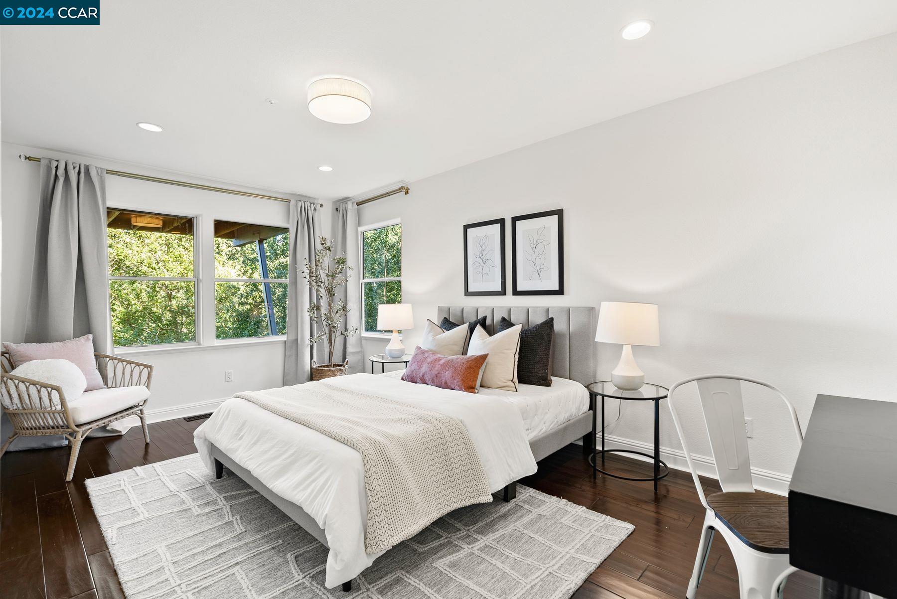214 Canon Drive