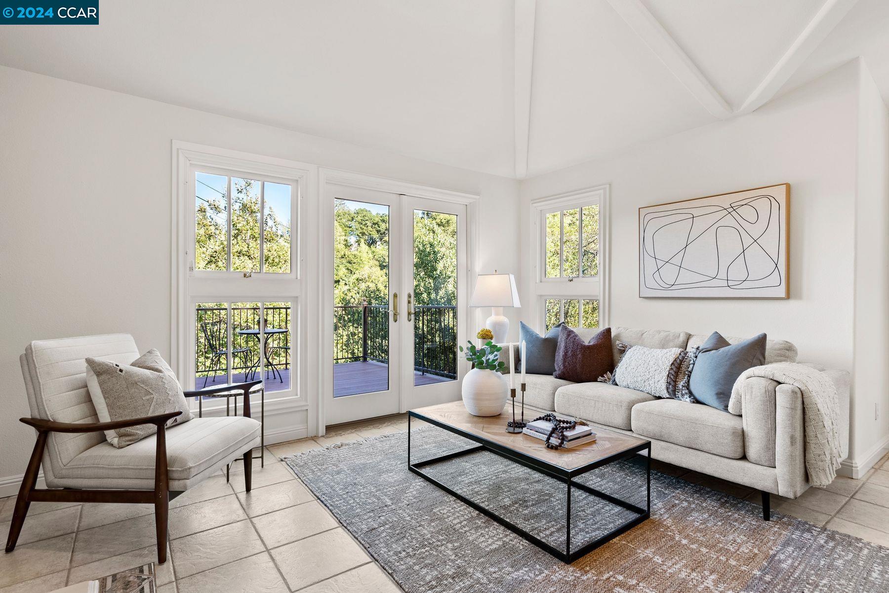 214 Canon Drive