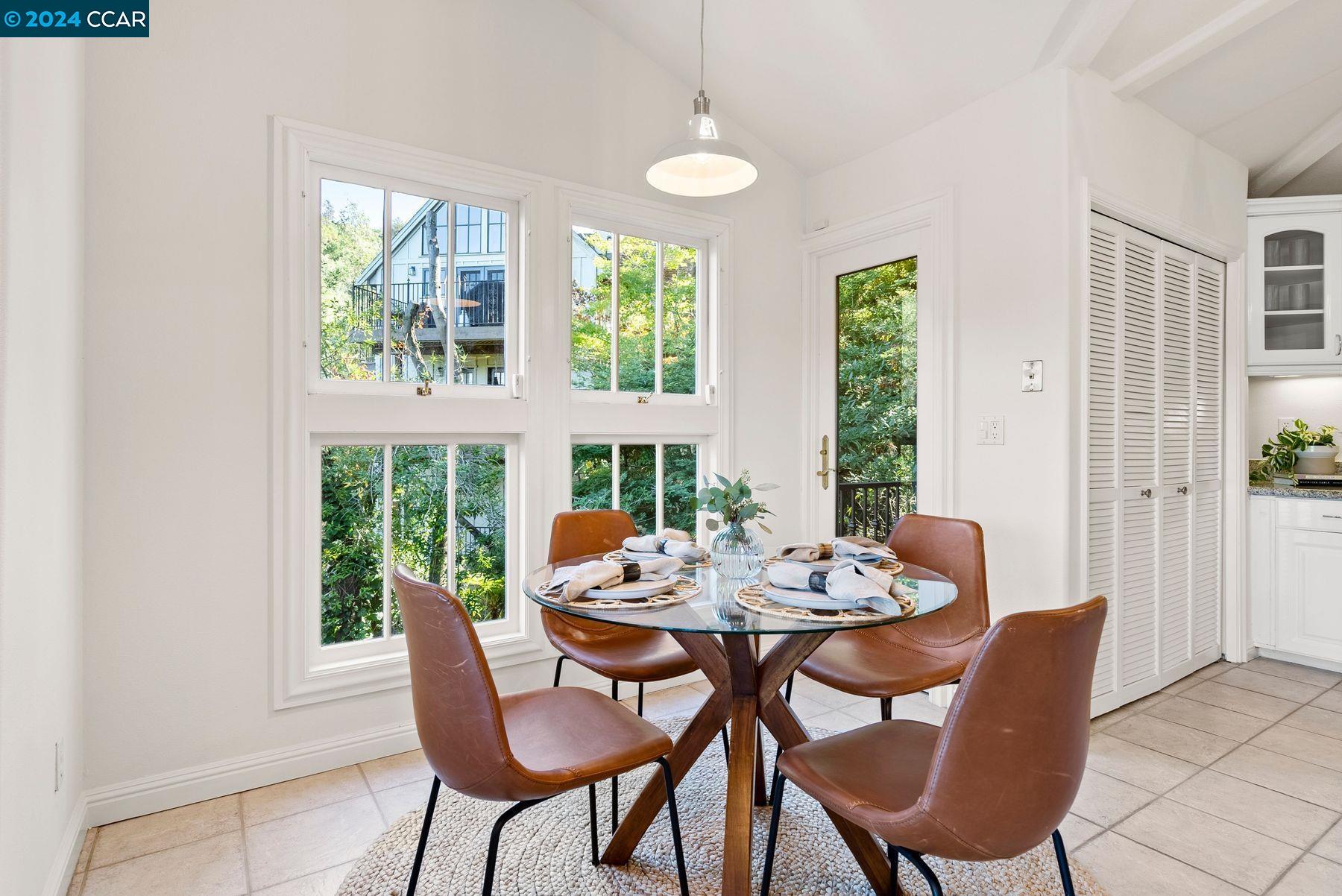 214 Canon Drive