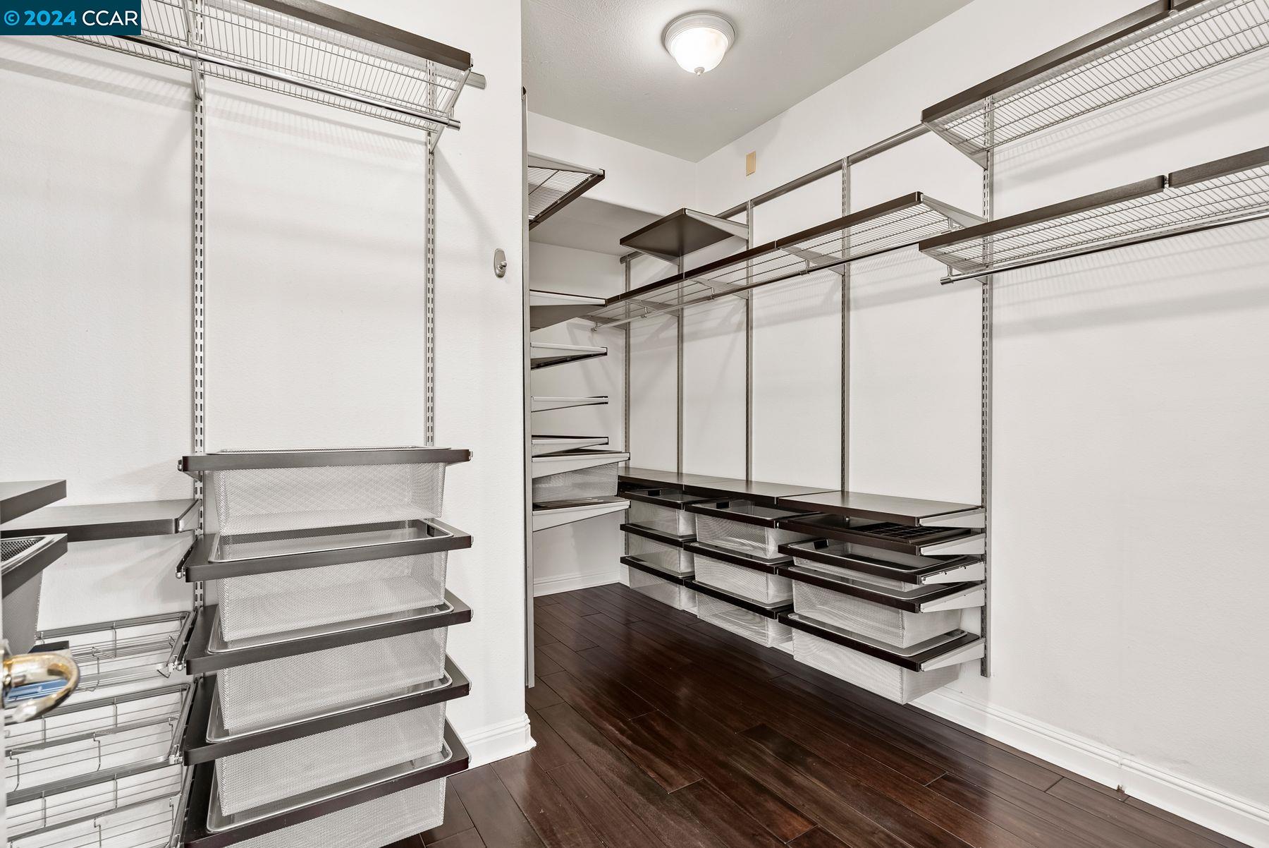 214 Canon Drive