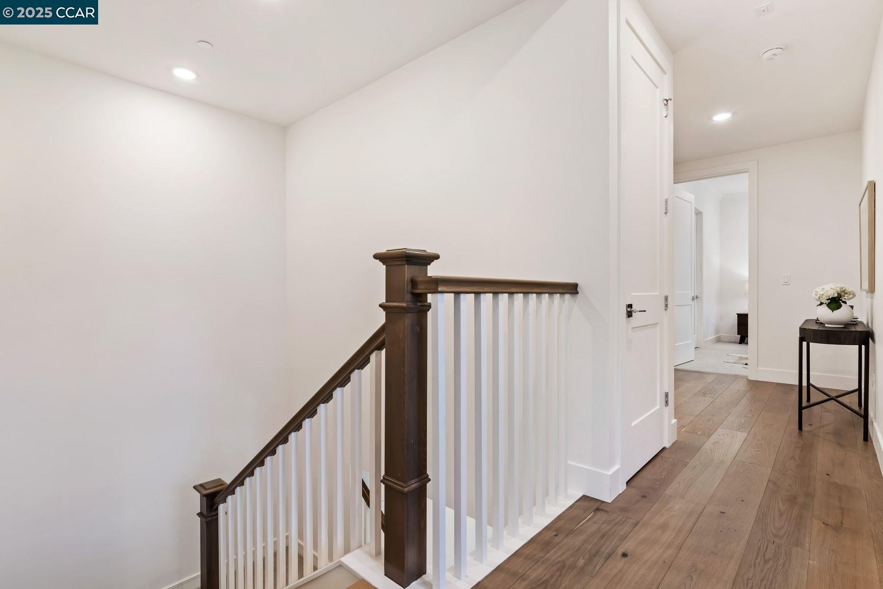 25 Woodbury Highlands Court, Unit 23