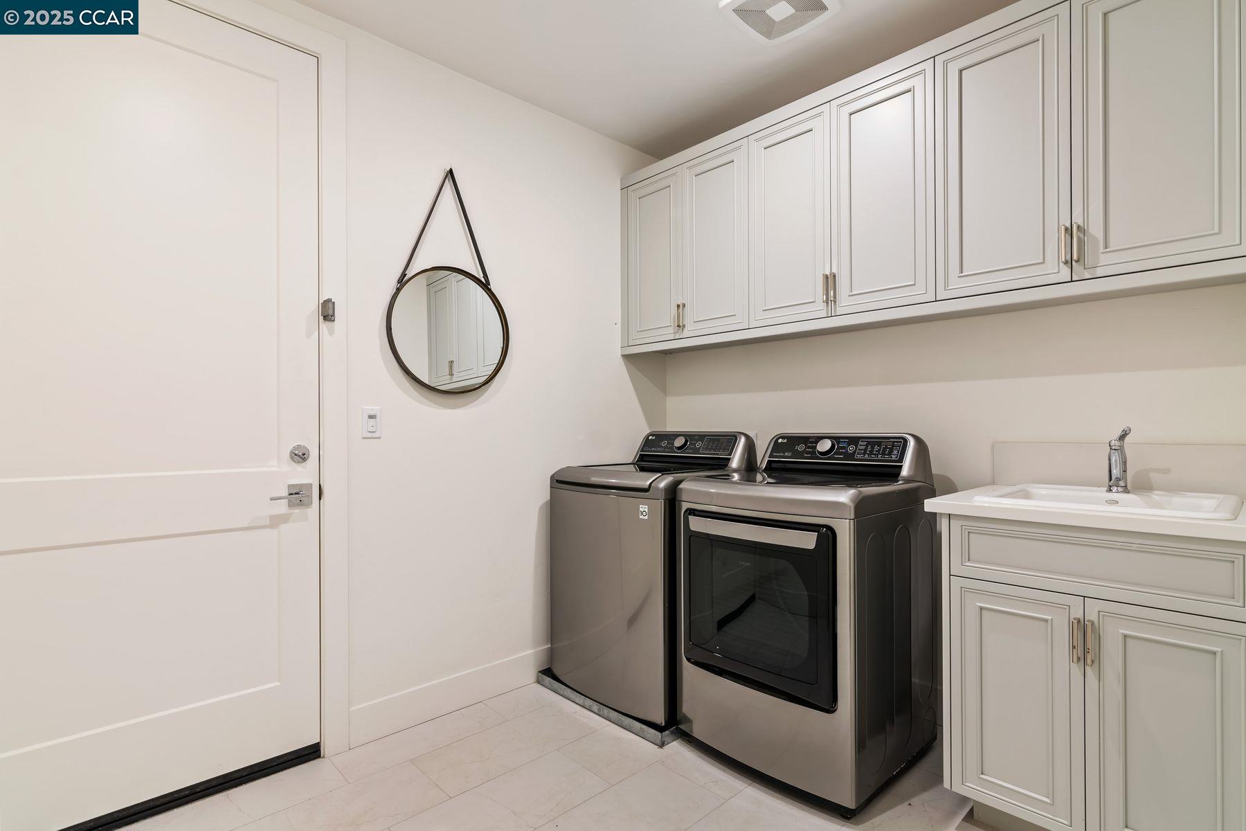 25 Woodbury Highlands Court, Unit 23