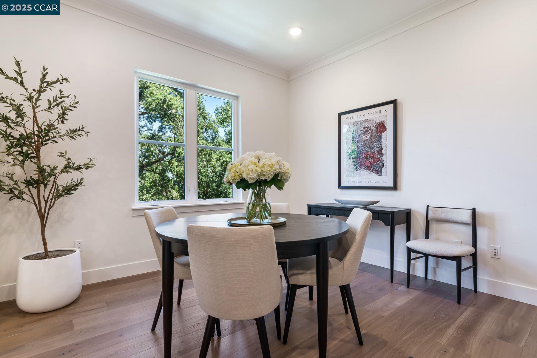 25 Woodbury Highlands Court, Unit 23