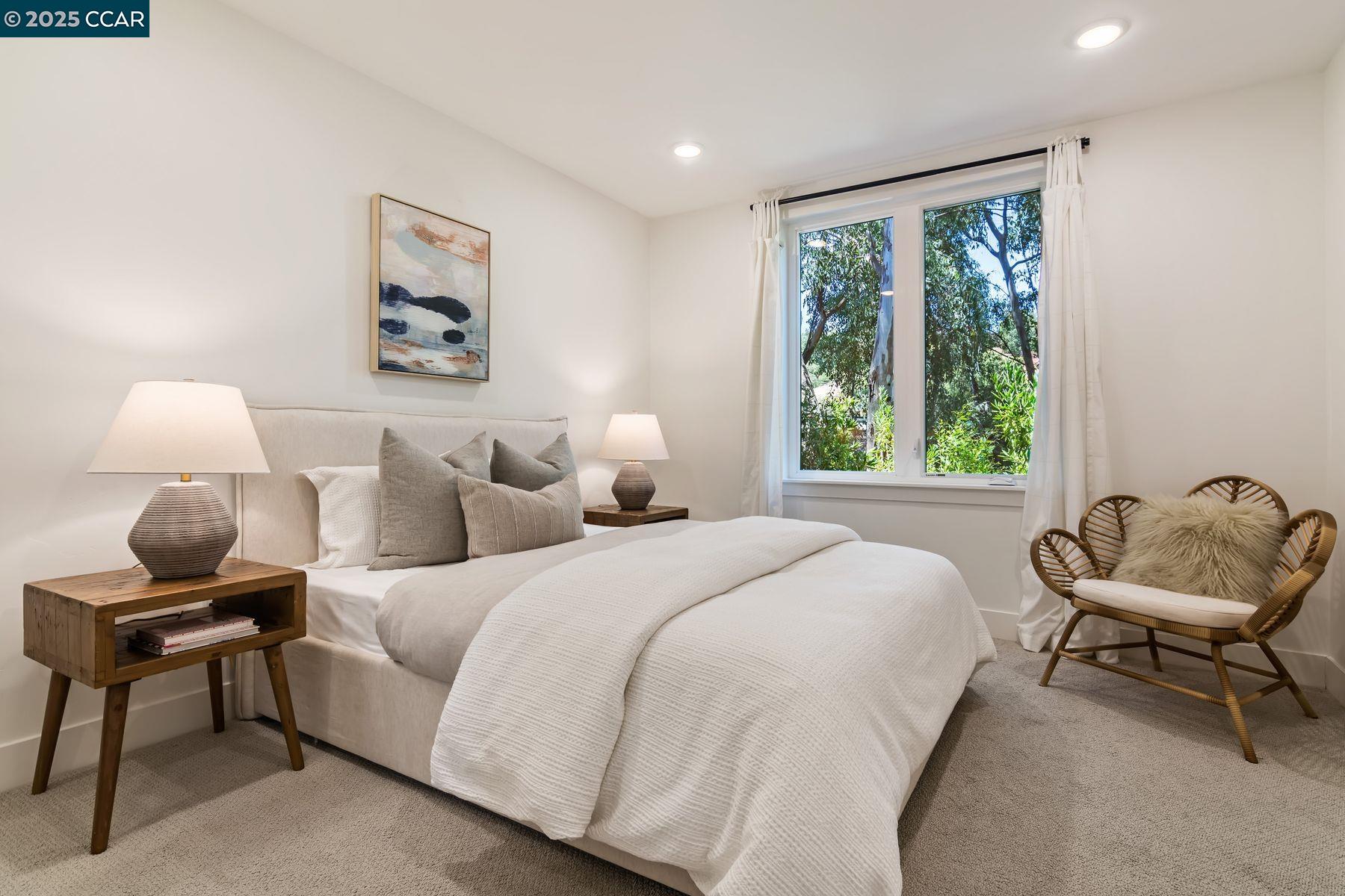 25 Woodbury Highlands Court, Unit 23