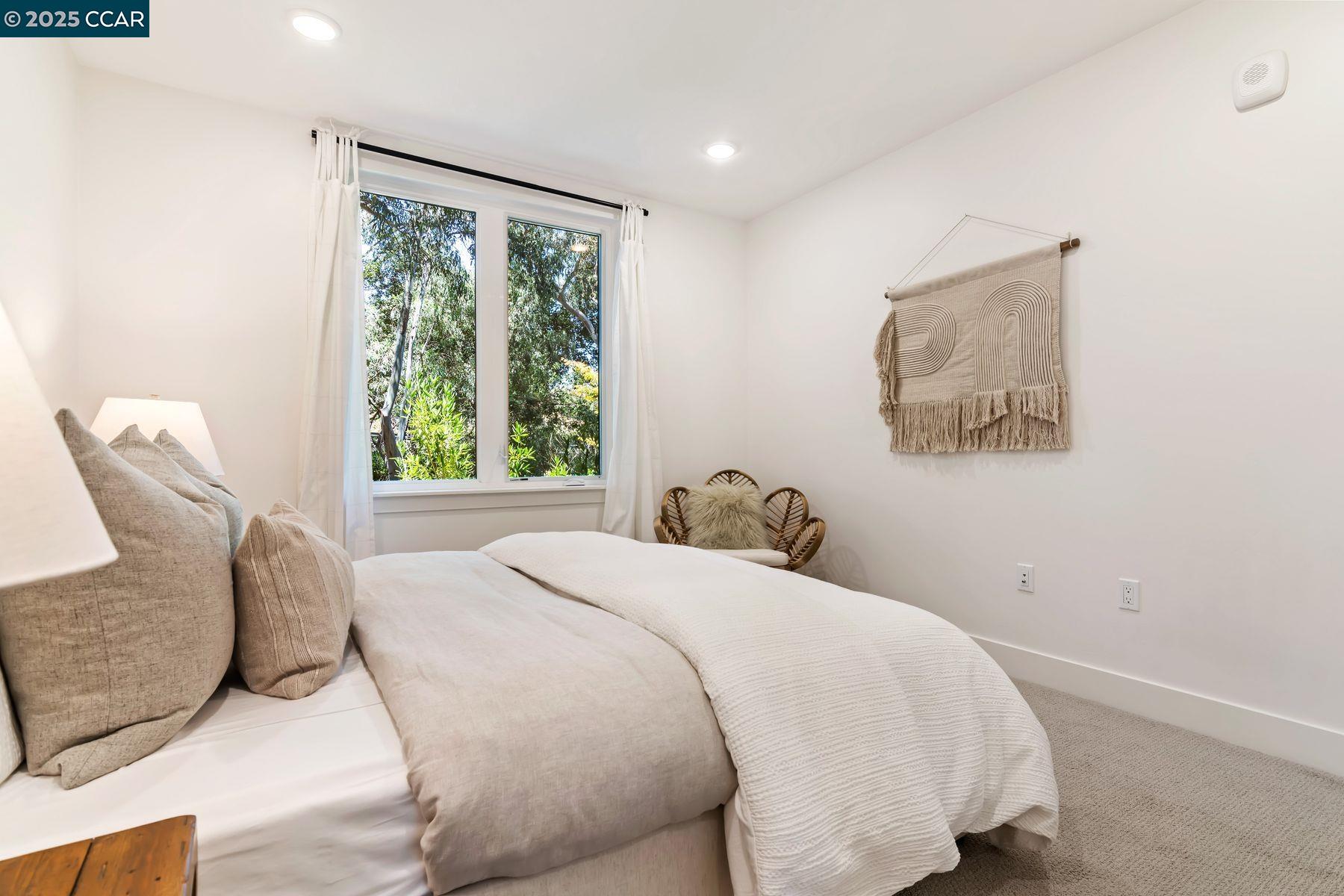 25 Woodbury Highlands Court, Unit 23