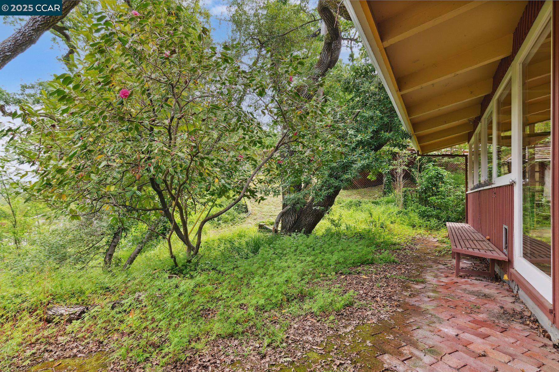 3736 Highland Road