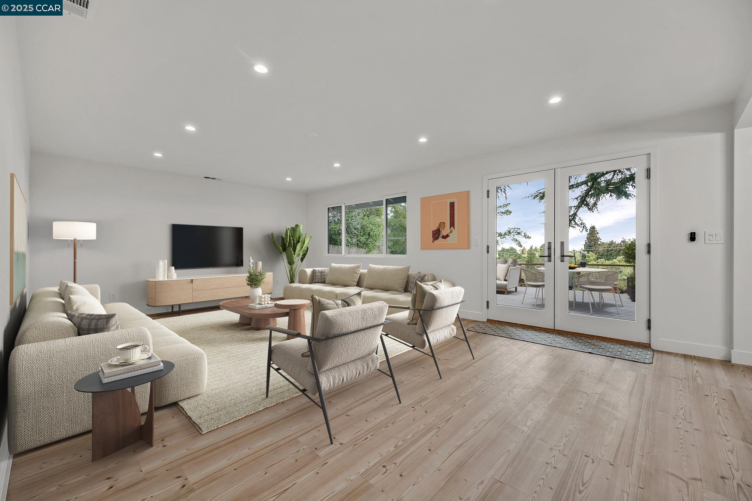 1952 Montclair Court