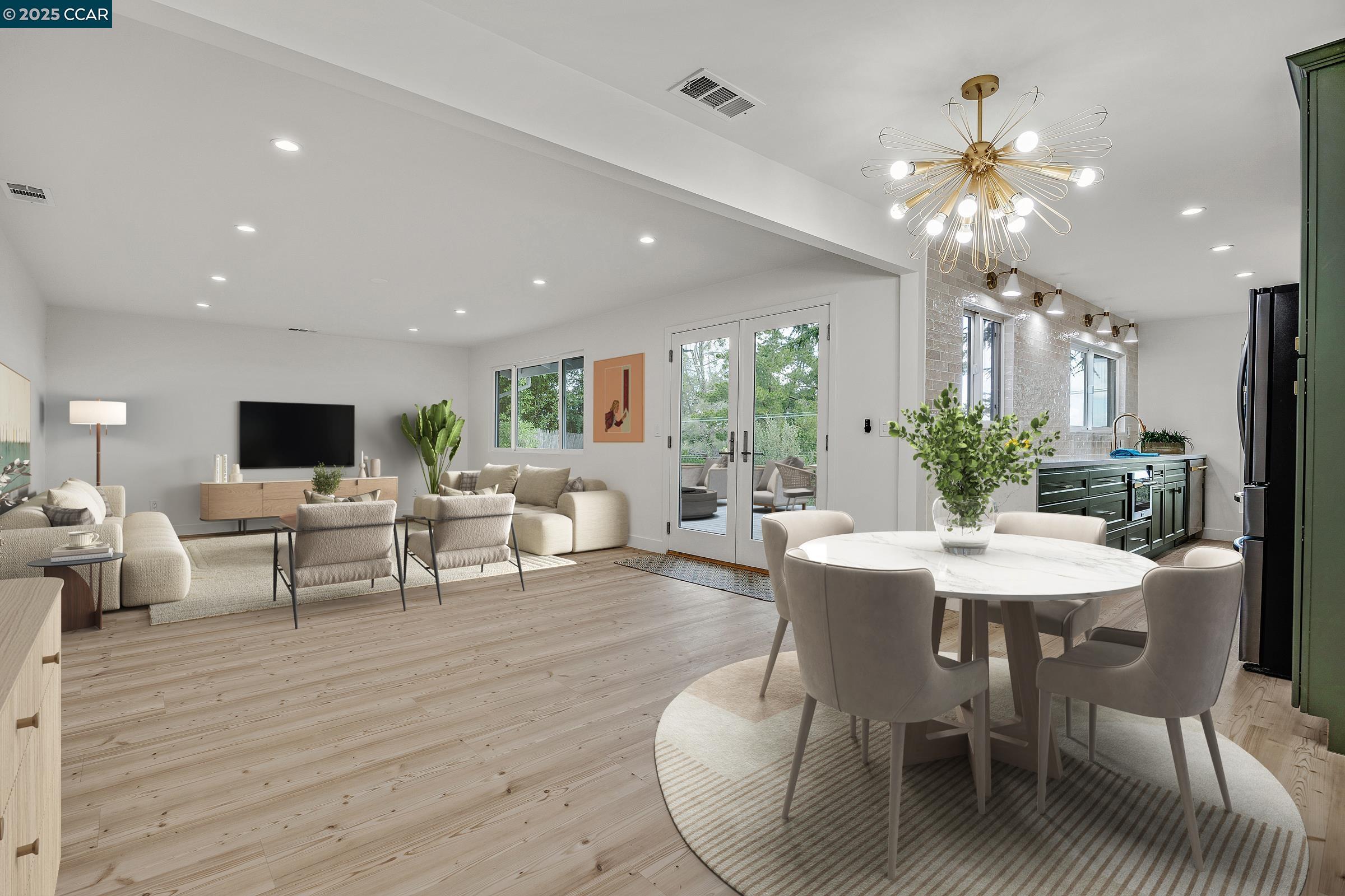 1952 Montclair Court