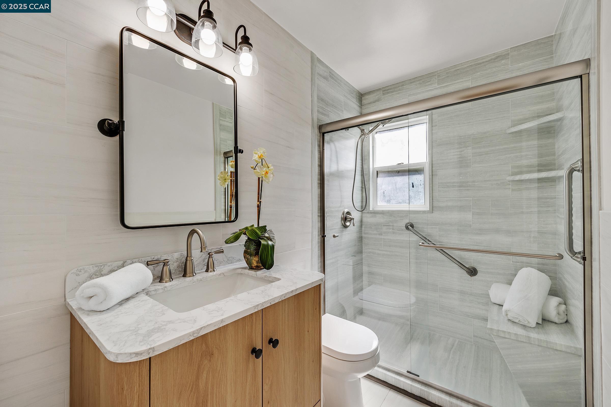 1952 Montclair Court